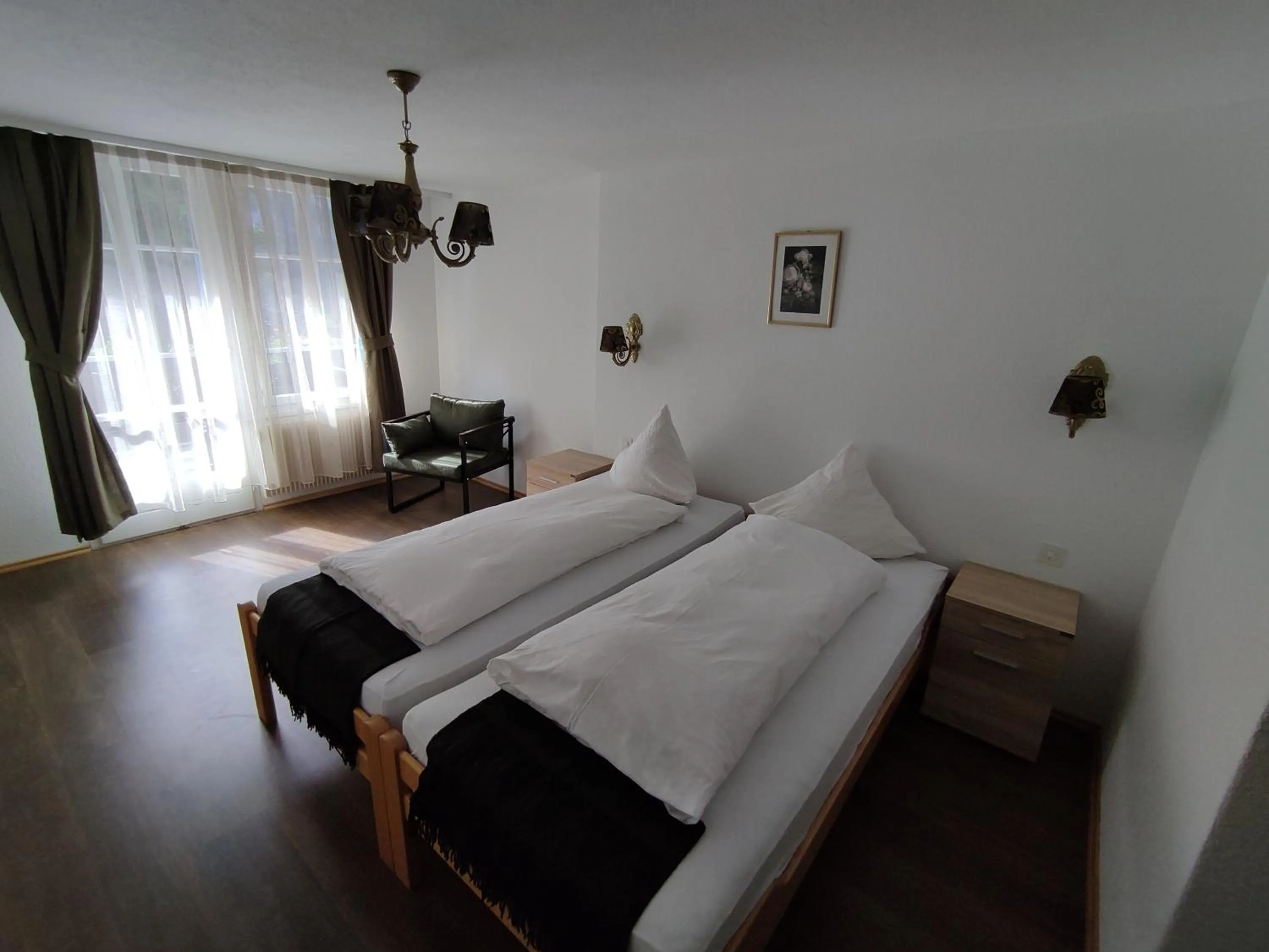 Photo of the whole room, Bed in Hotel Restaurant Jungfrau