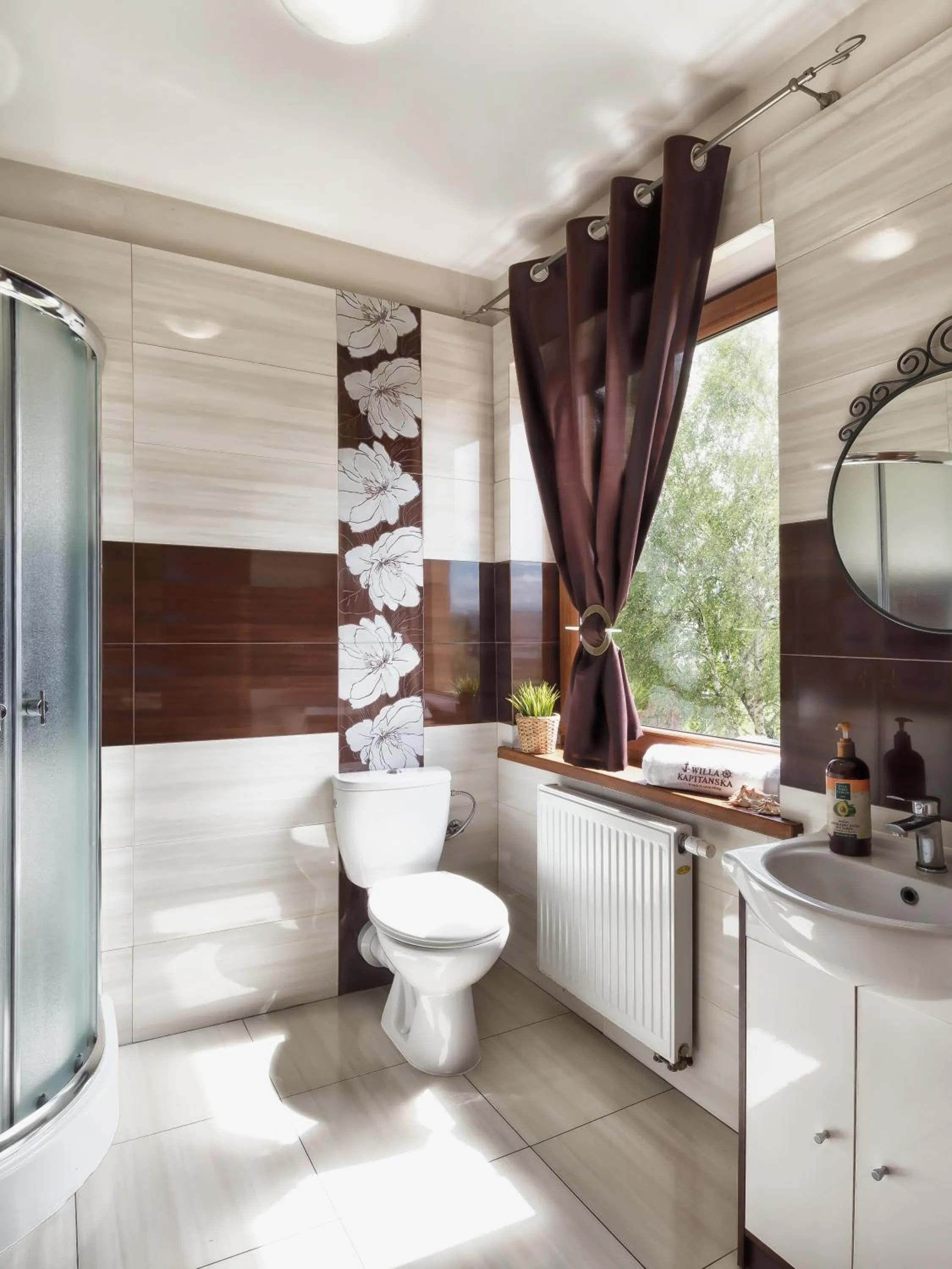 Shower in Willa Kapitańska i Willa Marynarska