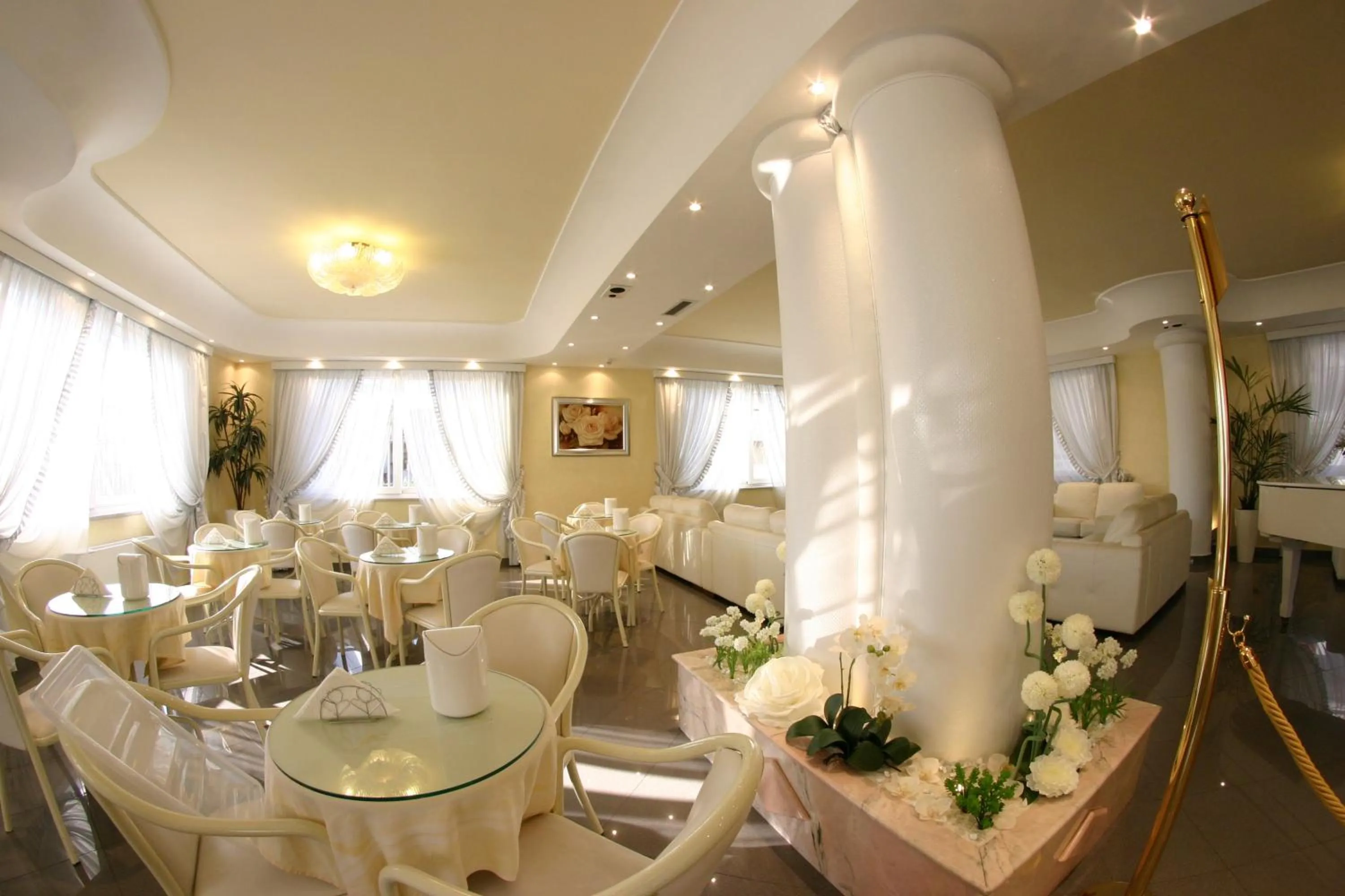 Lounge or bar in Hotel Luxor