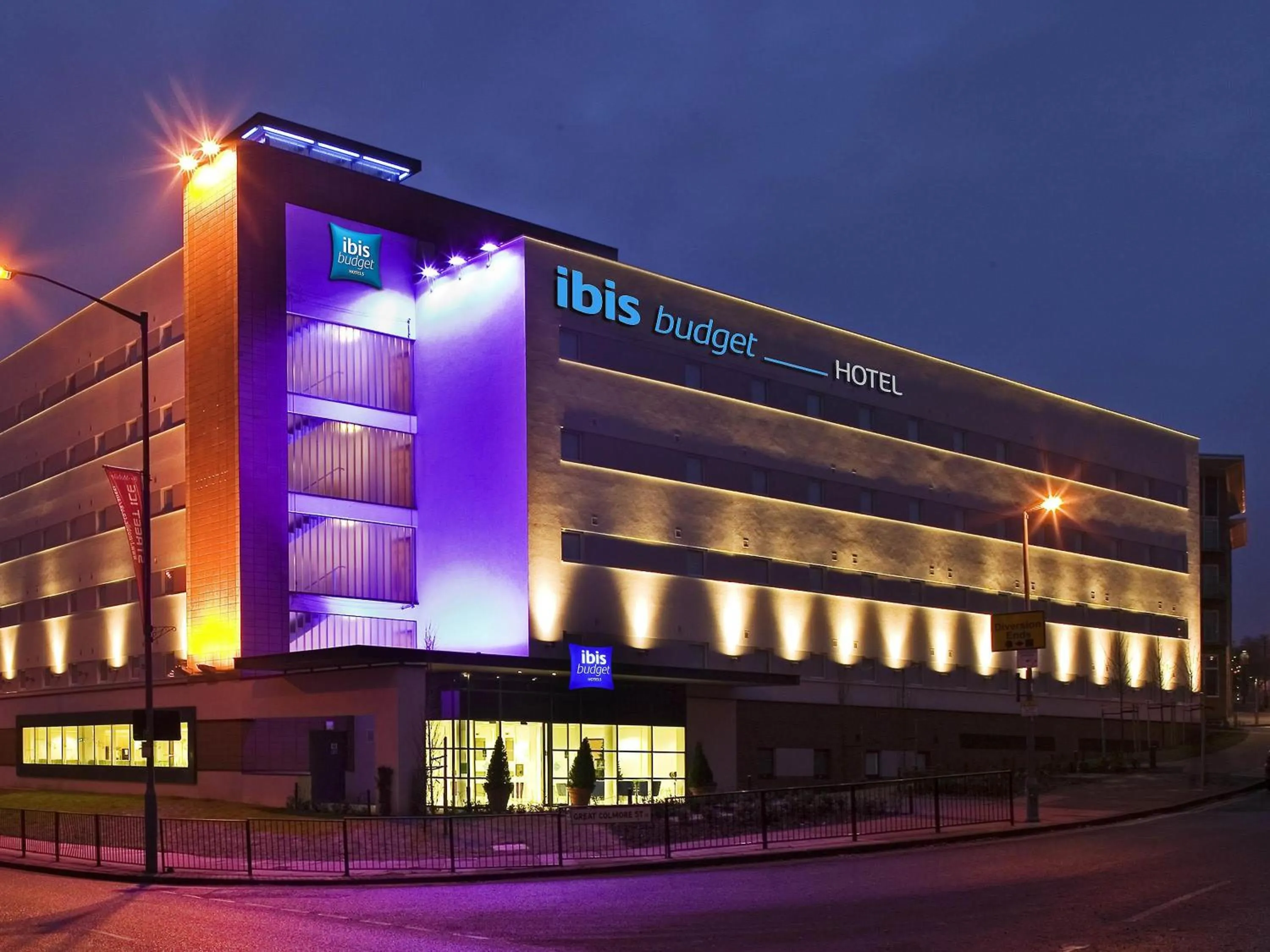 Property building in ibis budget Birmingham Centre