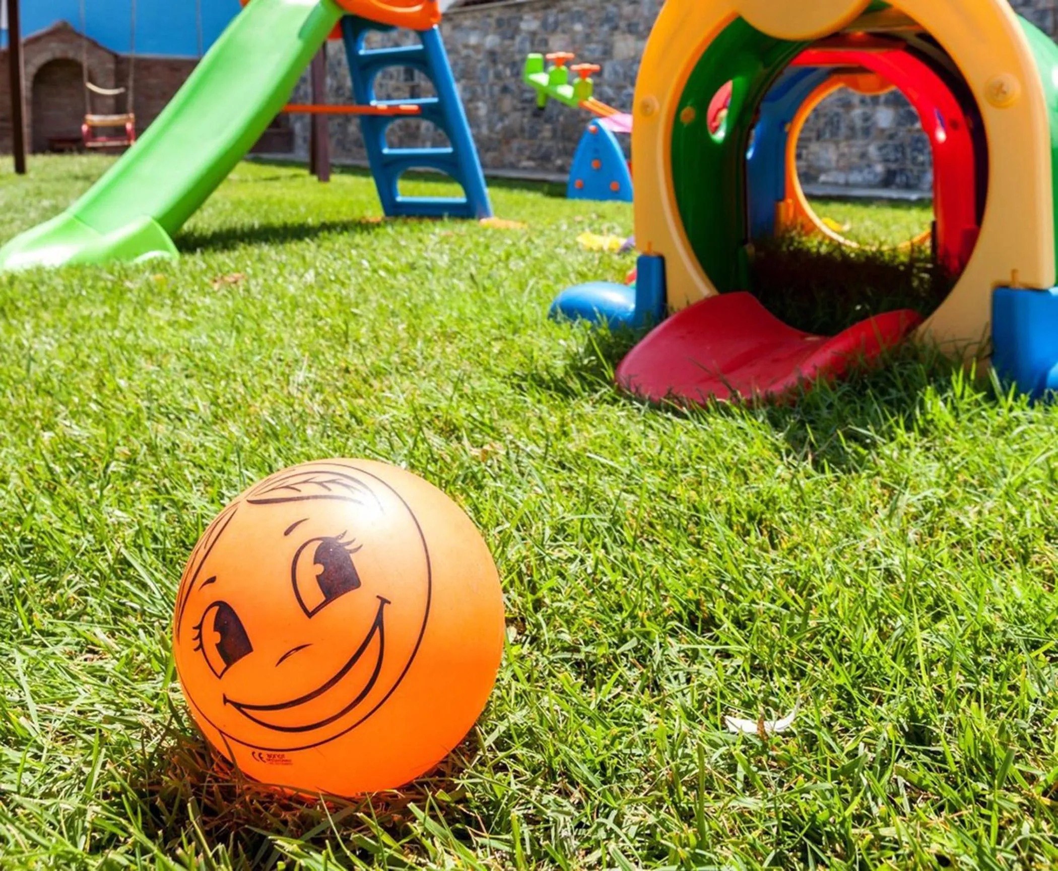 Garden in Aeolos Hotel