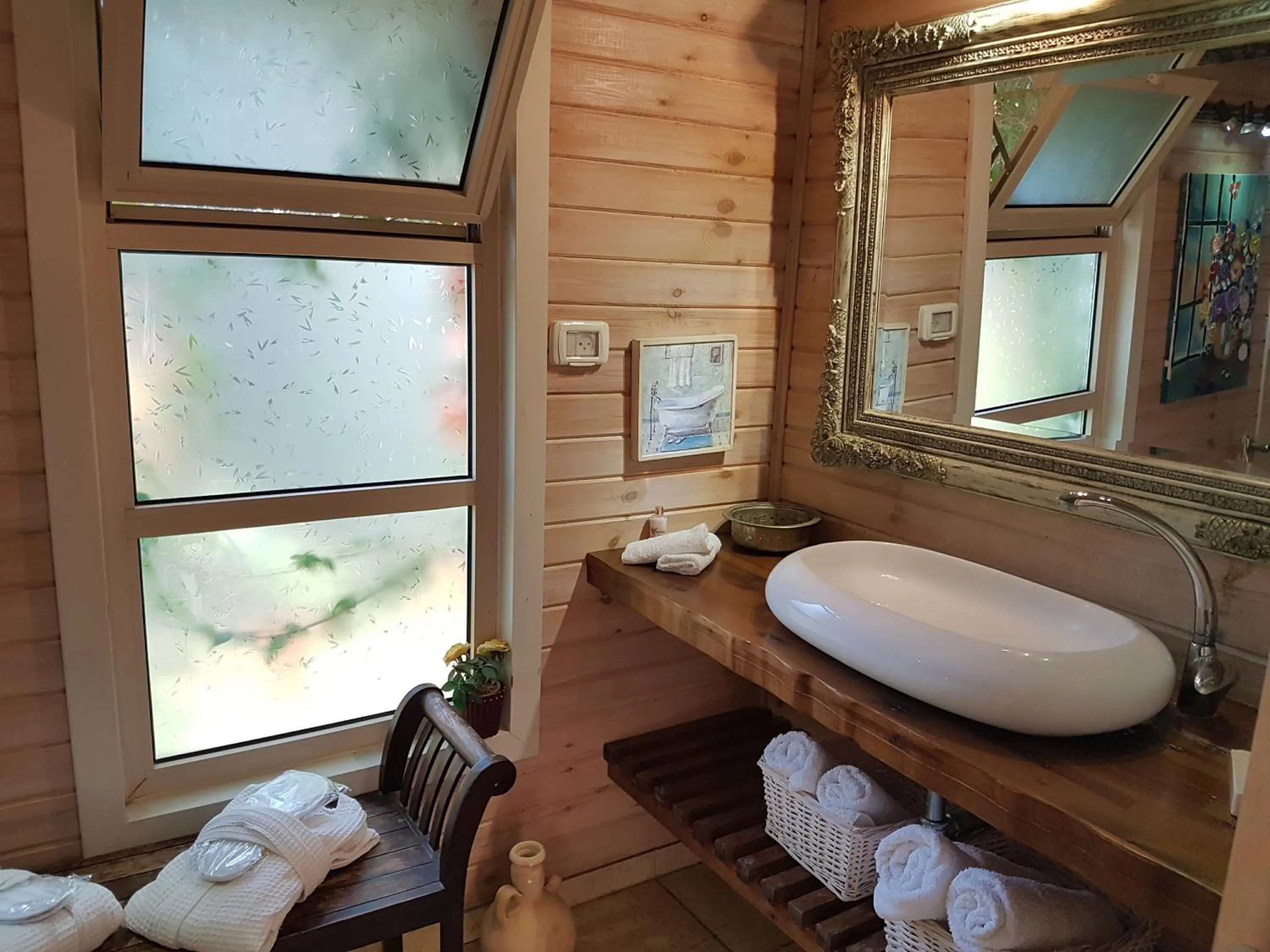 Bathroom in Betzel Ha'Ella