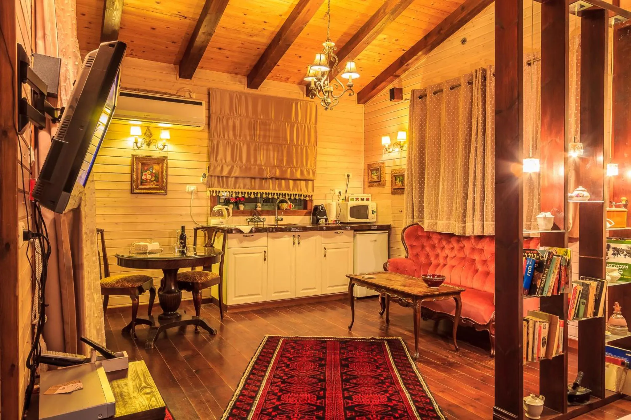 Property building in Betzel Ha'Ella