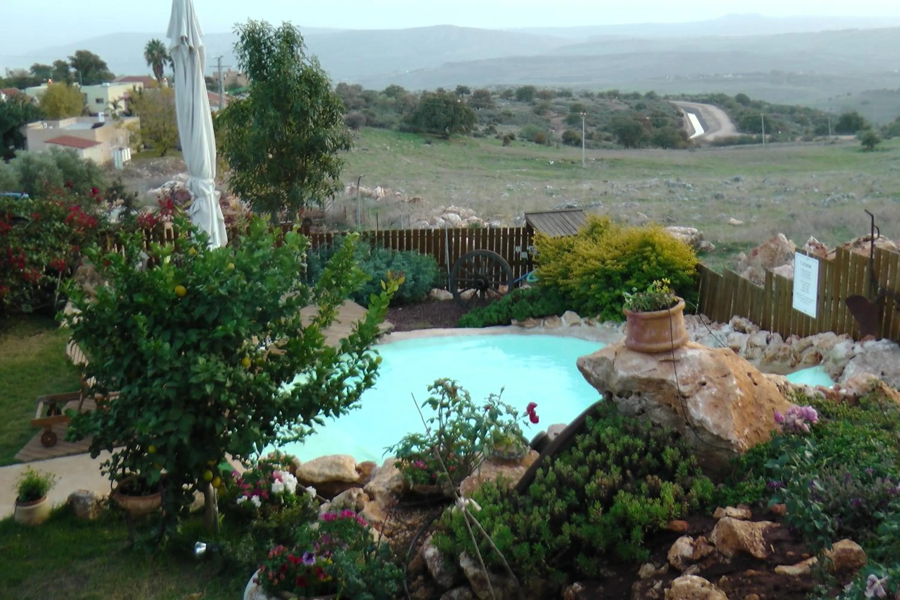 Garden view in Betzel Ha'Ella
