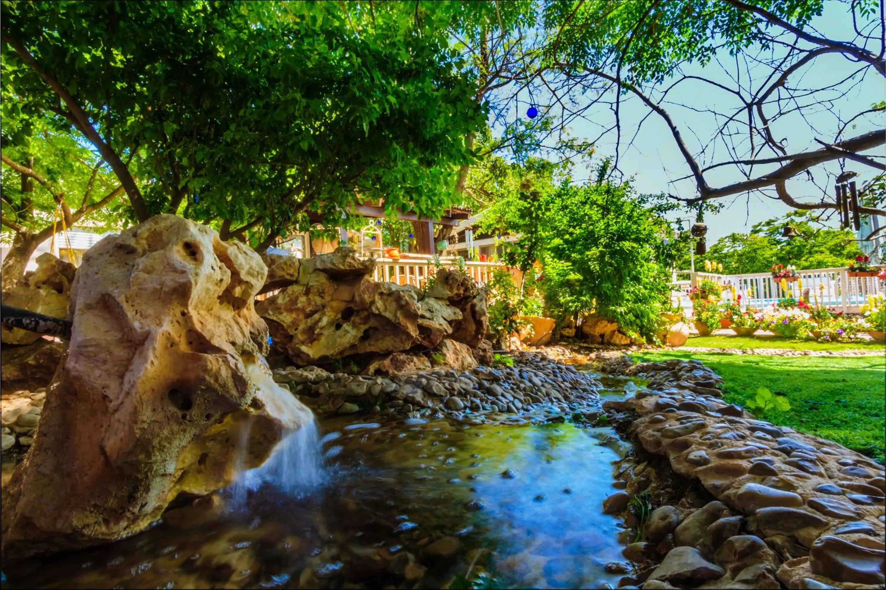 Garden view in Betzel Ha'Ella