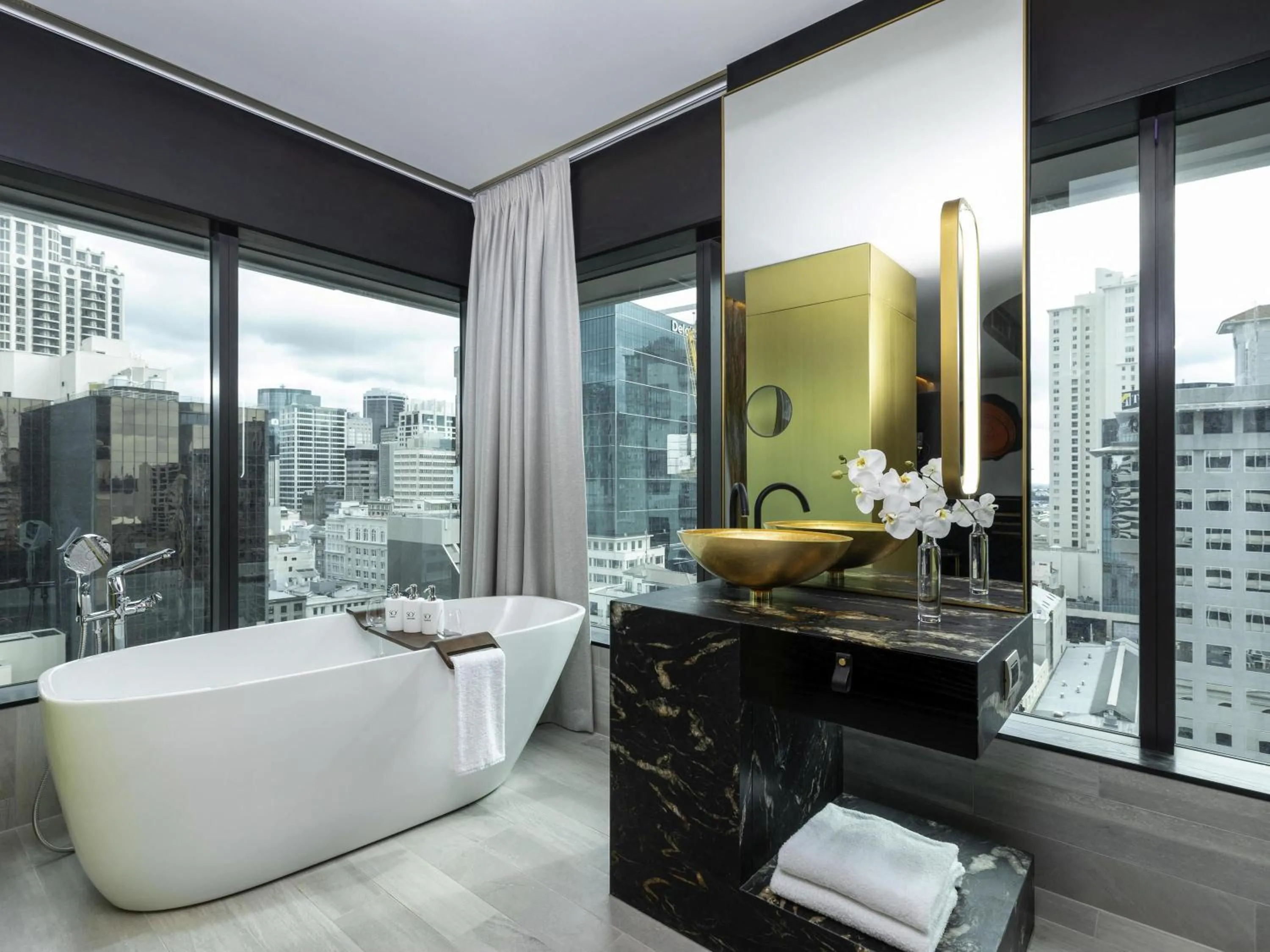 Bedroom in SO/ Auckland