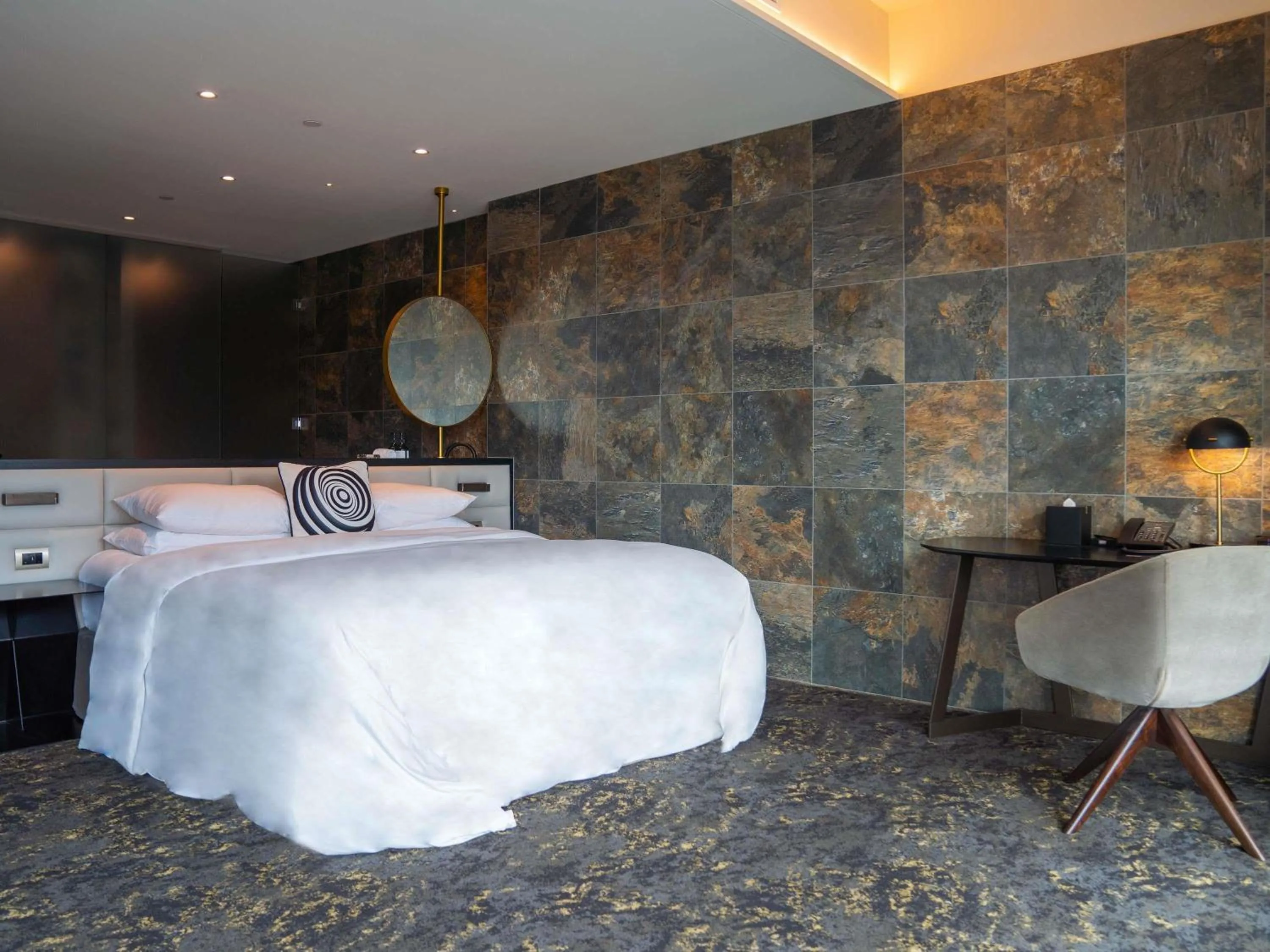 Bedroom, Bed in SO/ Auckland