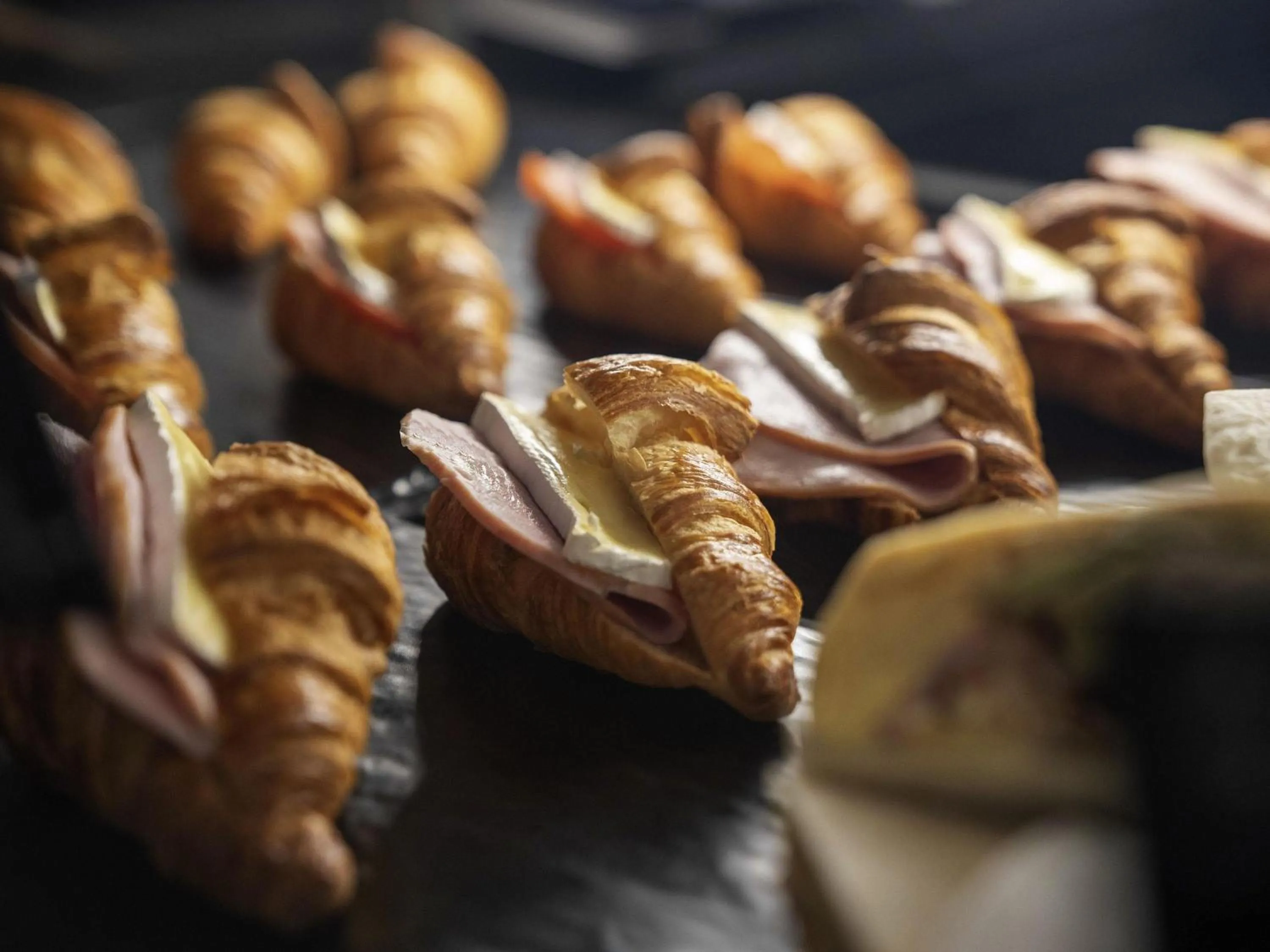 Restaurant/places to eat in SO/ Auckland