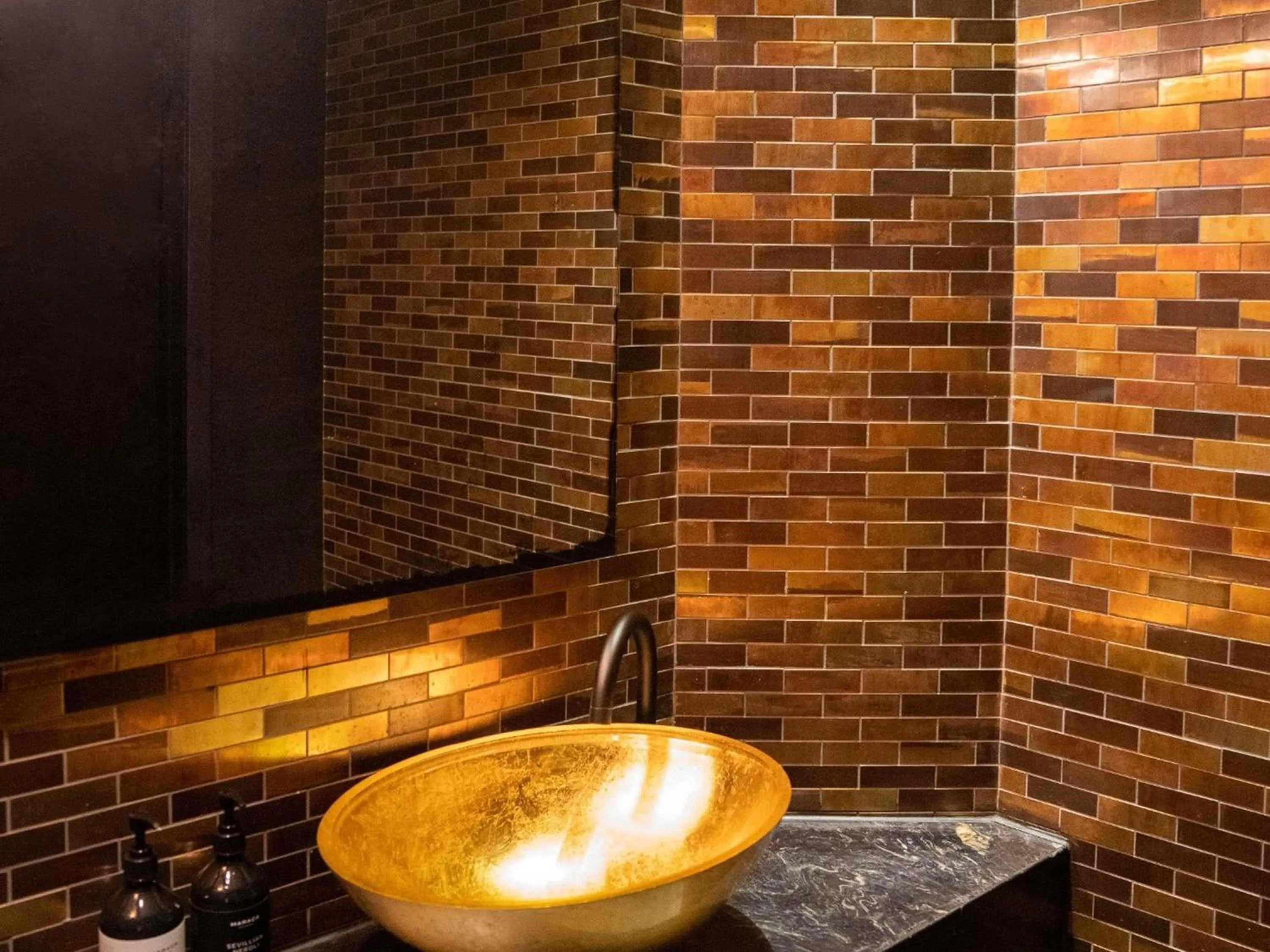 Bedroom in SO/ Auckland