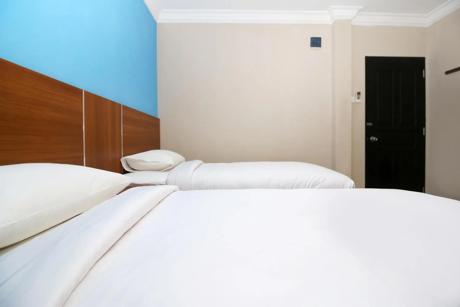 Bedroom, Bed in Safina Inn Syariah Sekupang Batam