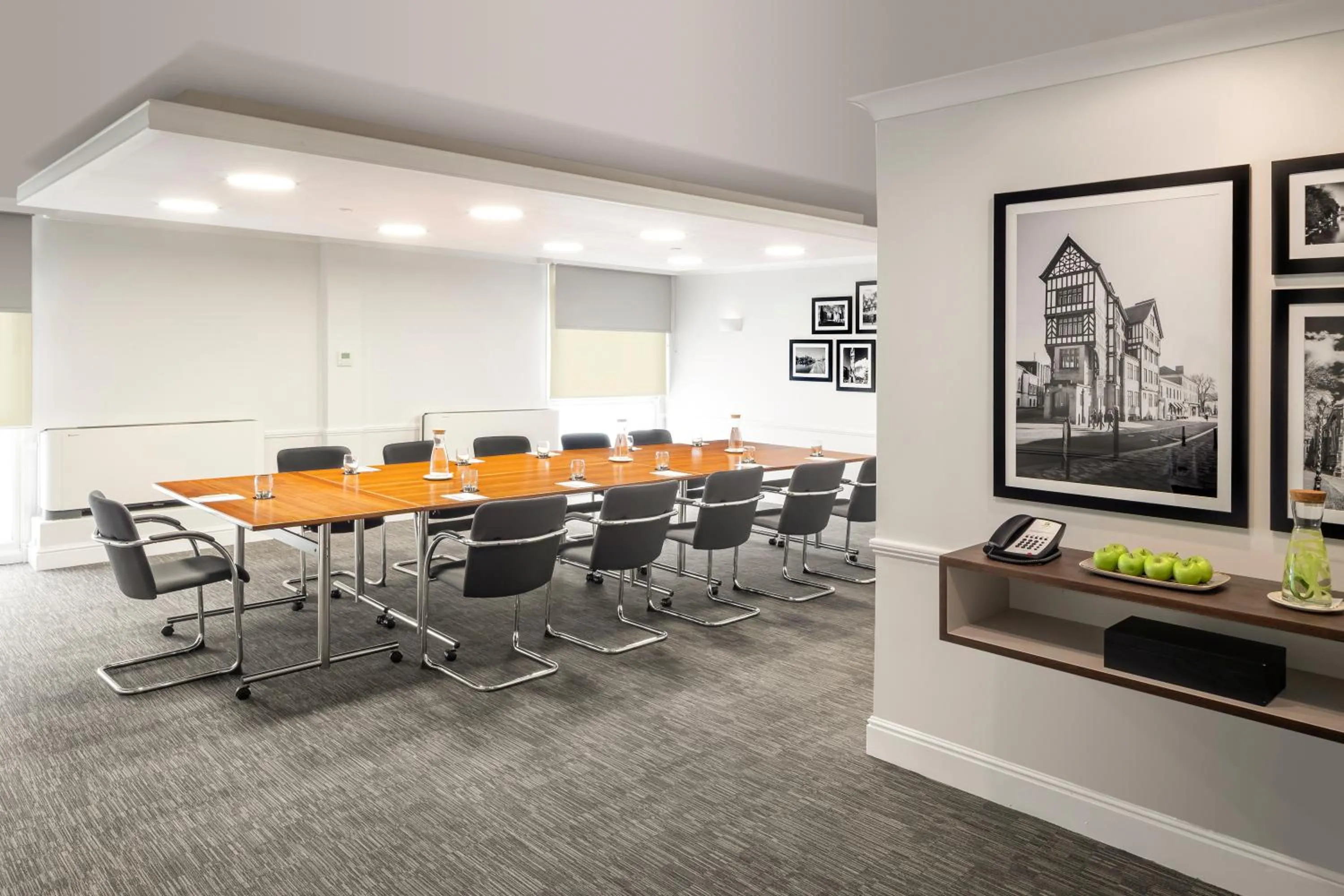 Meeting/conference room in Holiday Inn Leicester City by IHG