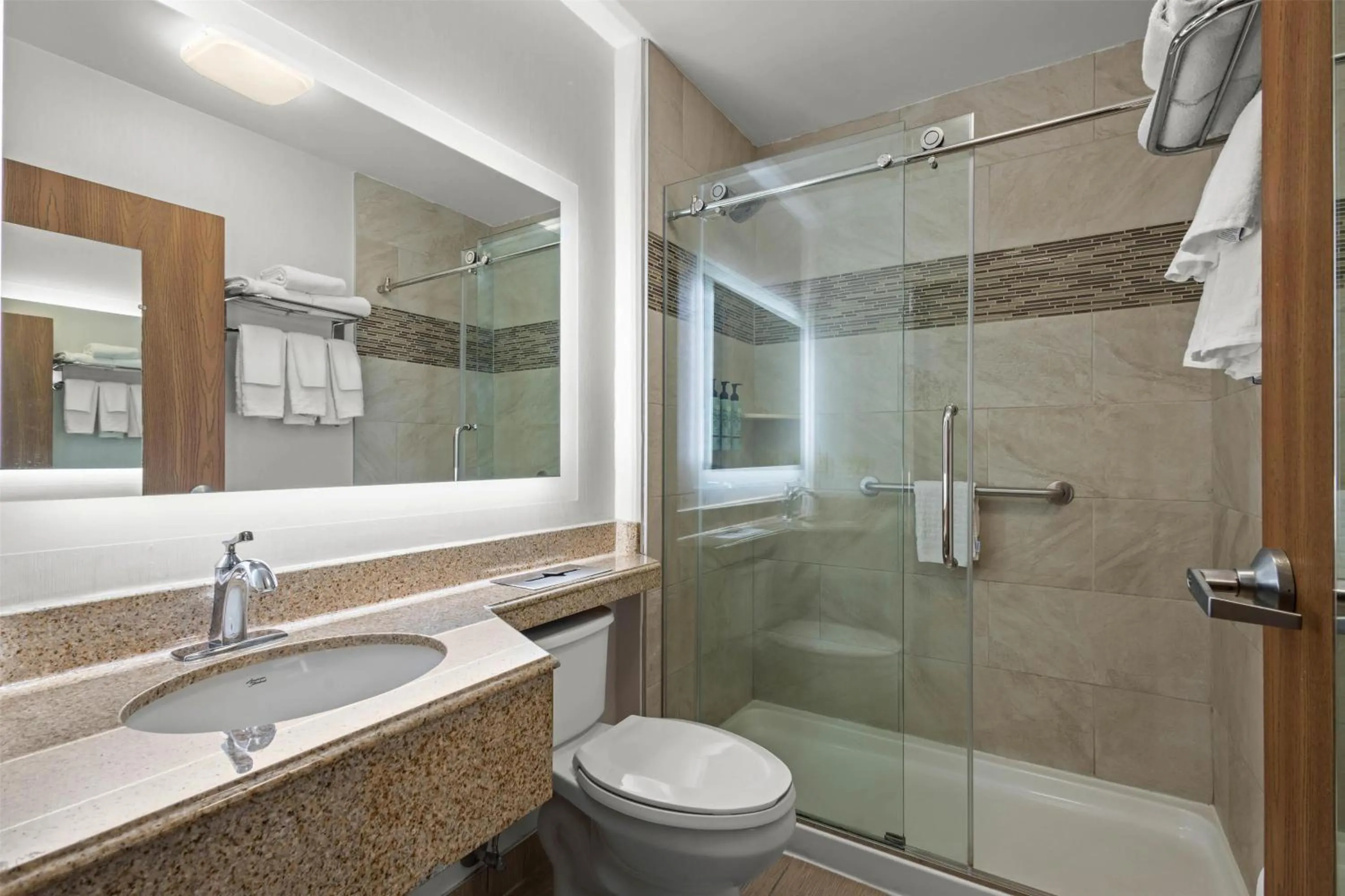 Bathroom in Best Western Crown Inn & Suites - Batavia