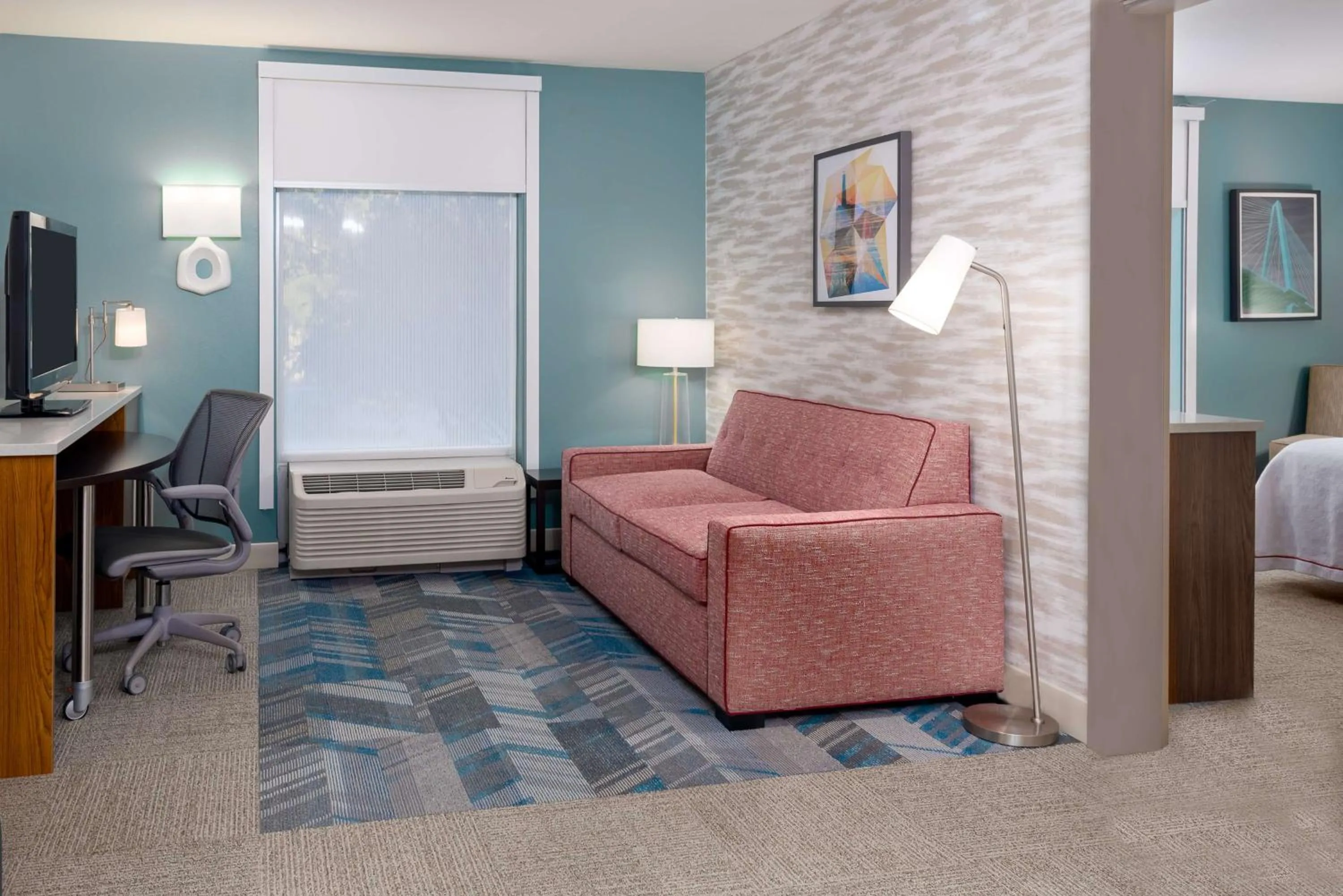 Seating area, Bed in Home2 Suites by Hilton Charleston Airport Convention Center, SC