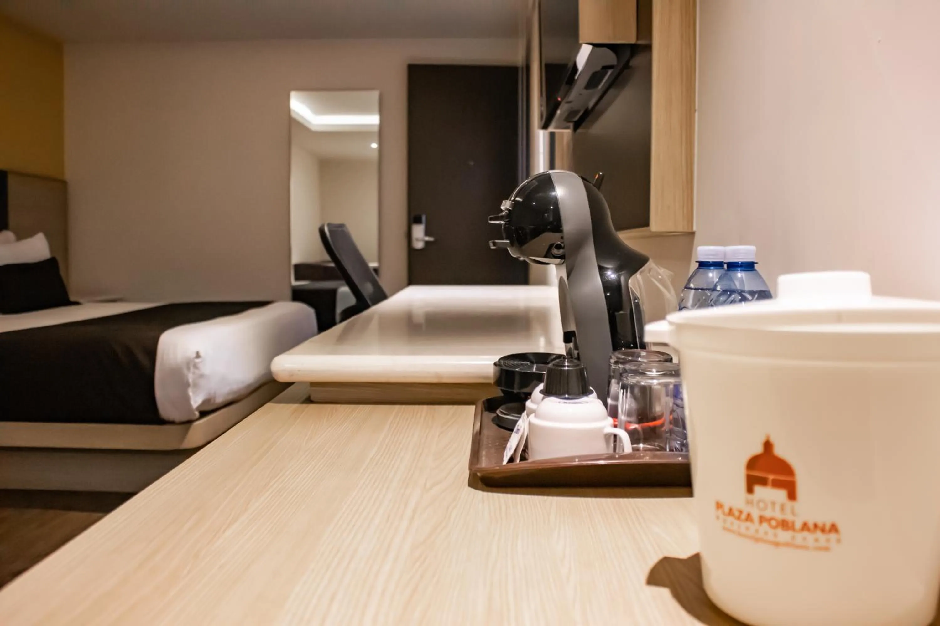 Coffee/tea facilities in Plaza Poblana