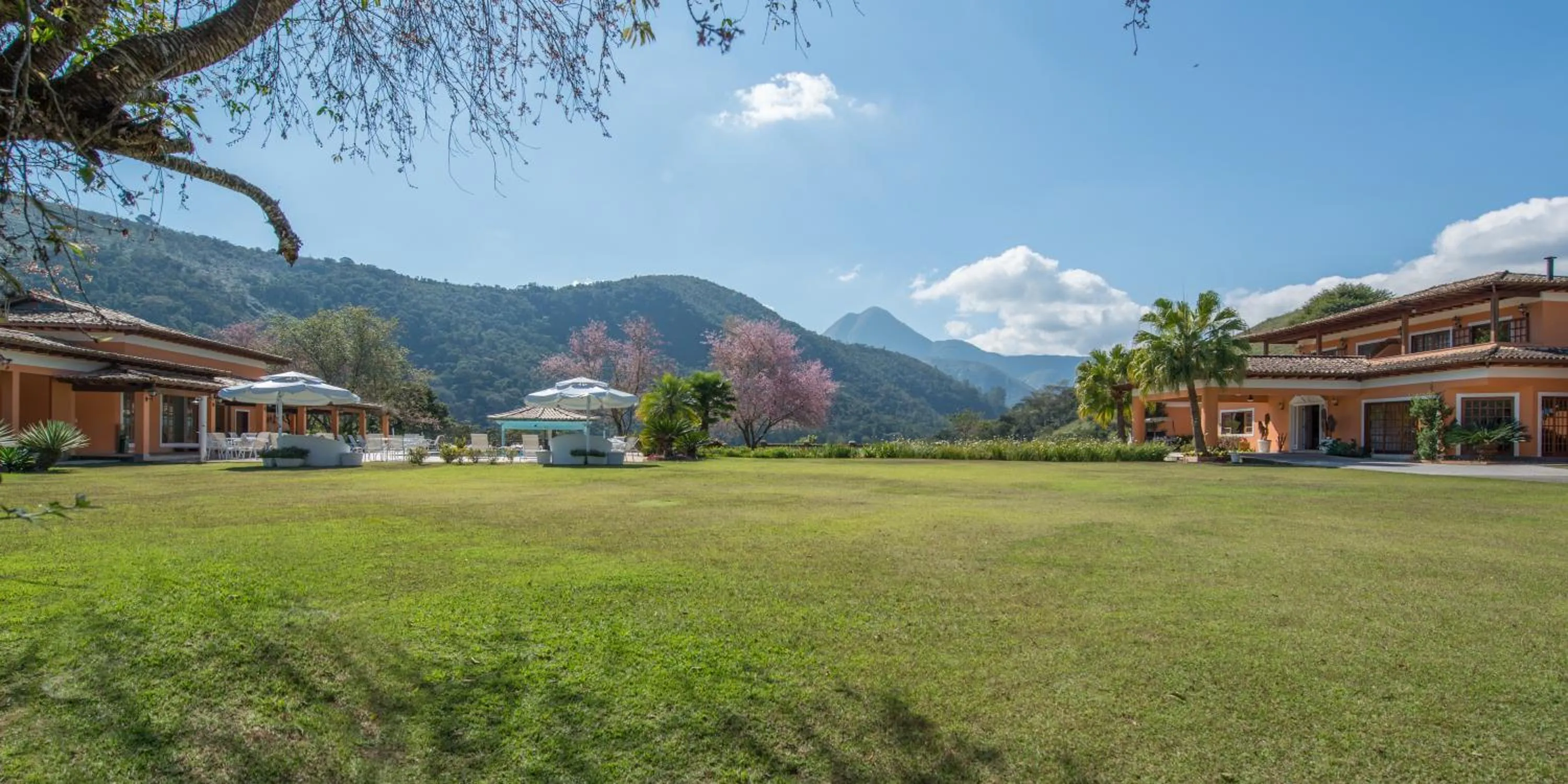Garden view in Quinta da Paz Resort