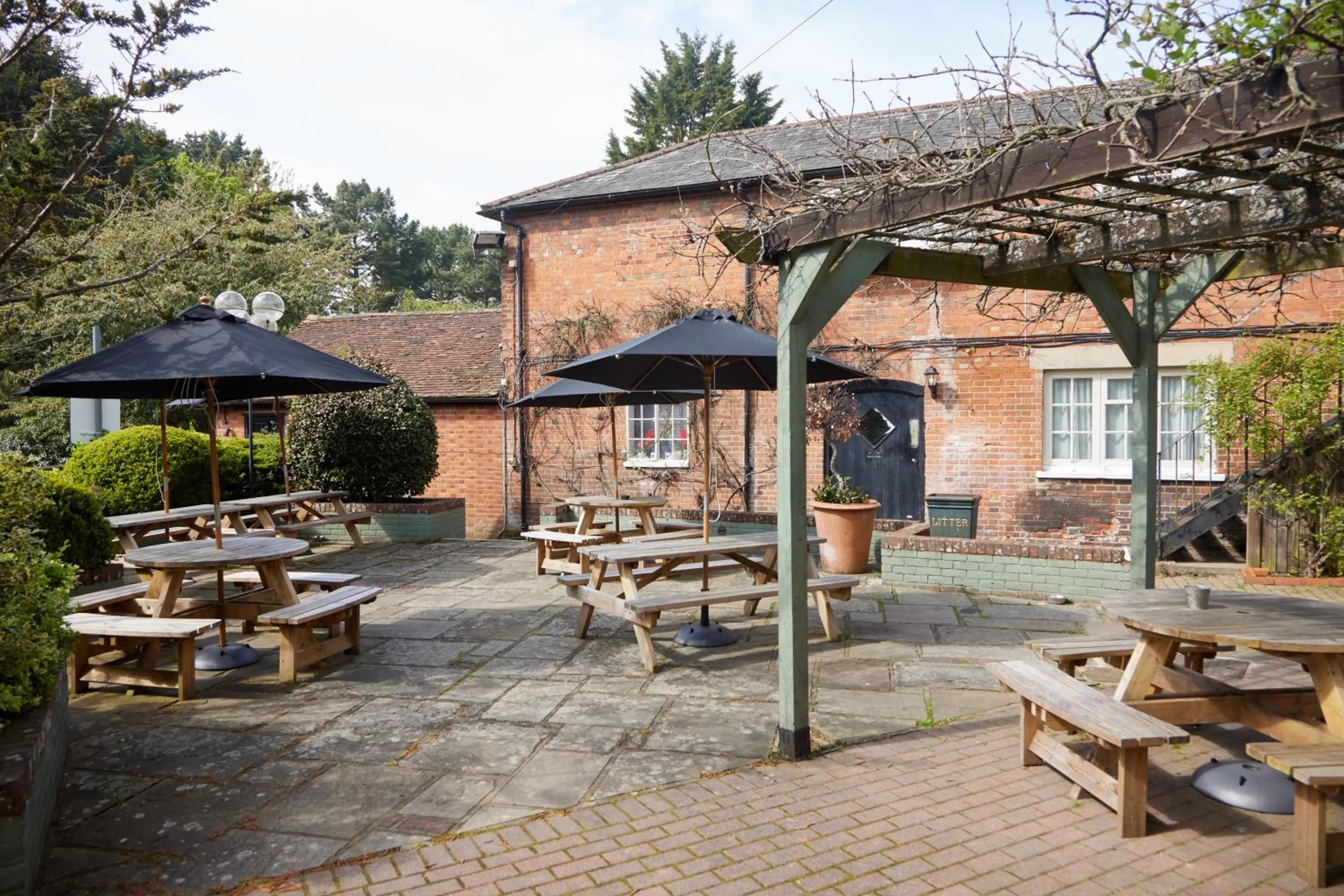 Garden in Kings Arms Hotel by Greene King Inns