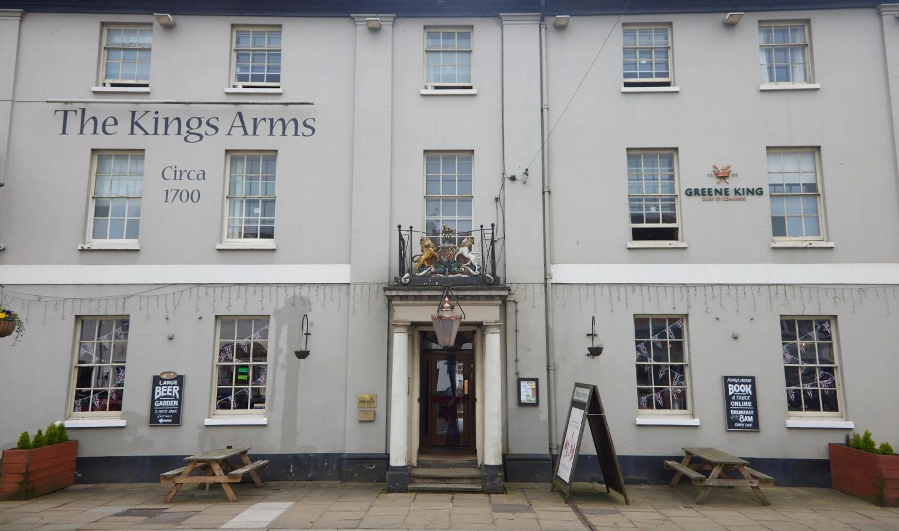 Property building in Kings Arms Hotel by Greene King Inns