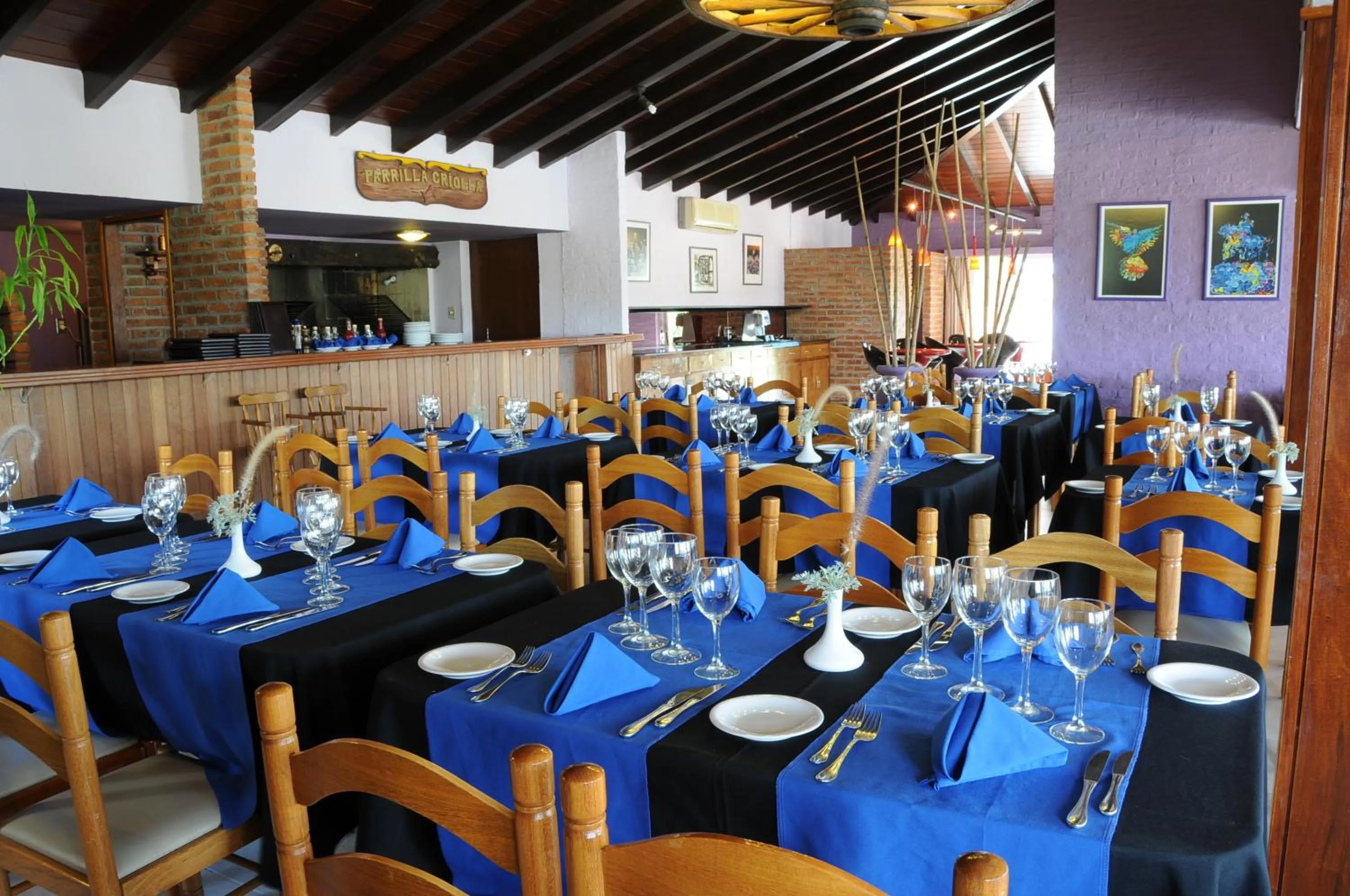 Restaurant/places to eat in Arapey Oasis Termal Hotel