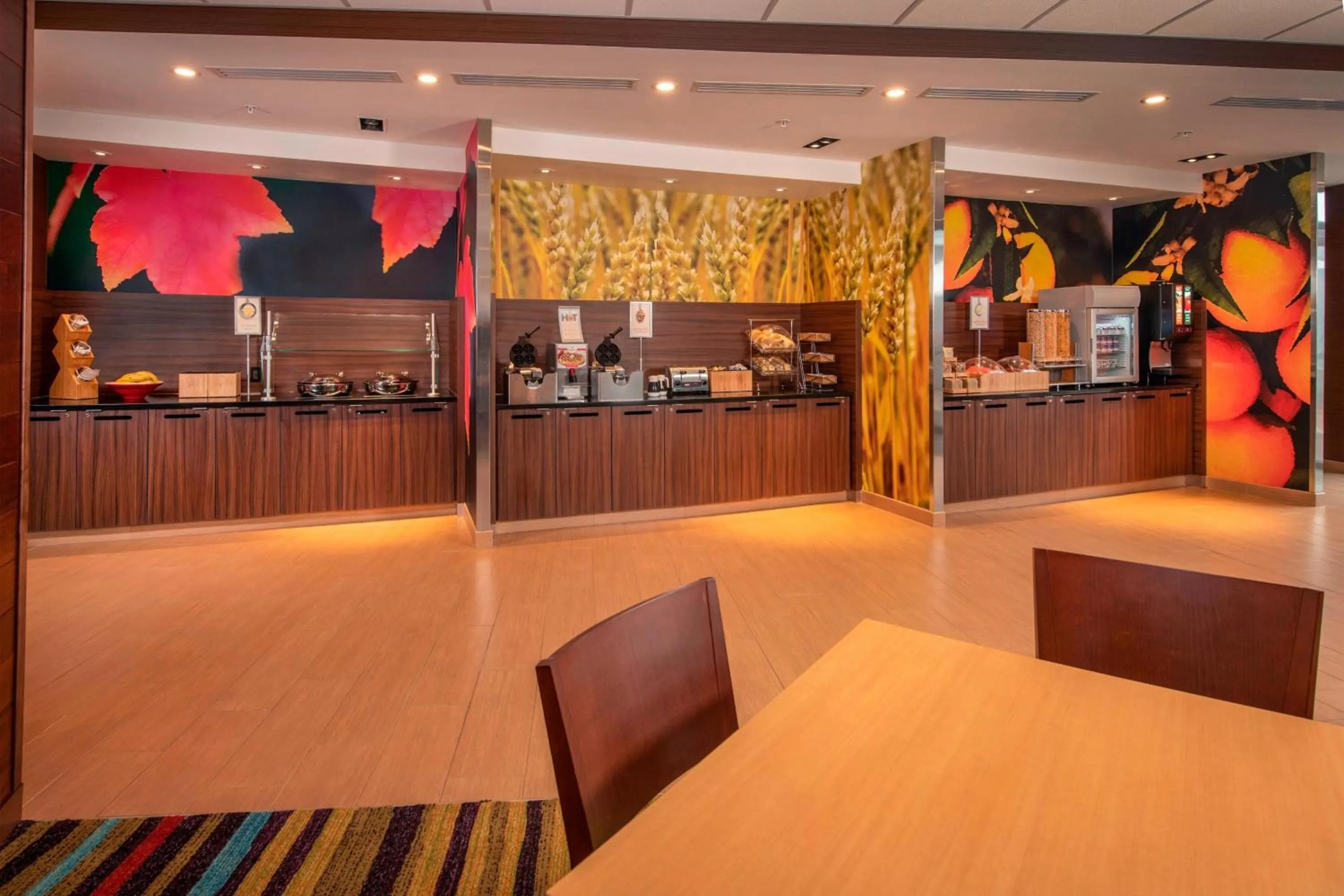 Breakfast in Fairfield Inn & Suites by Marriott Harrisburg International Airport