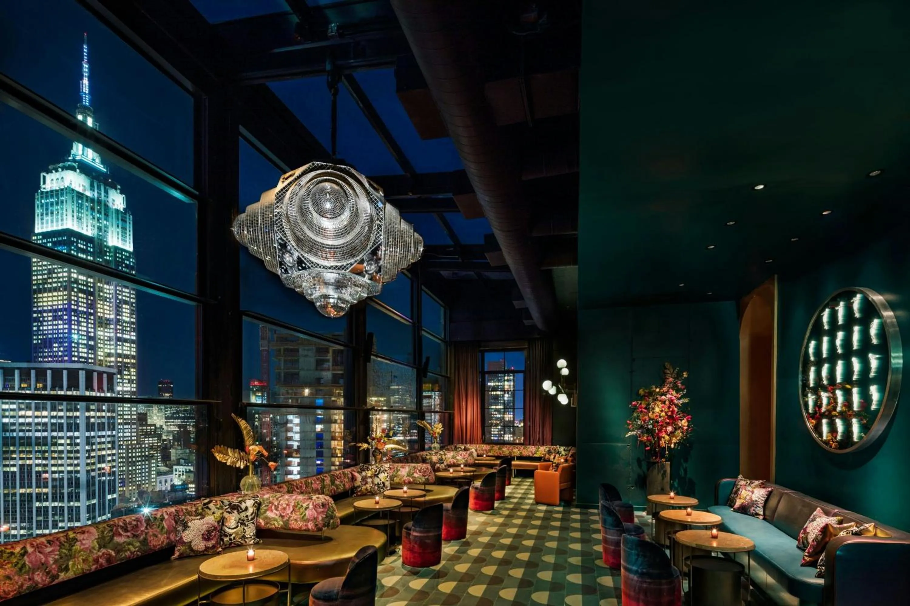 Restaurant/places to eat in Moxy NYC Chelsea