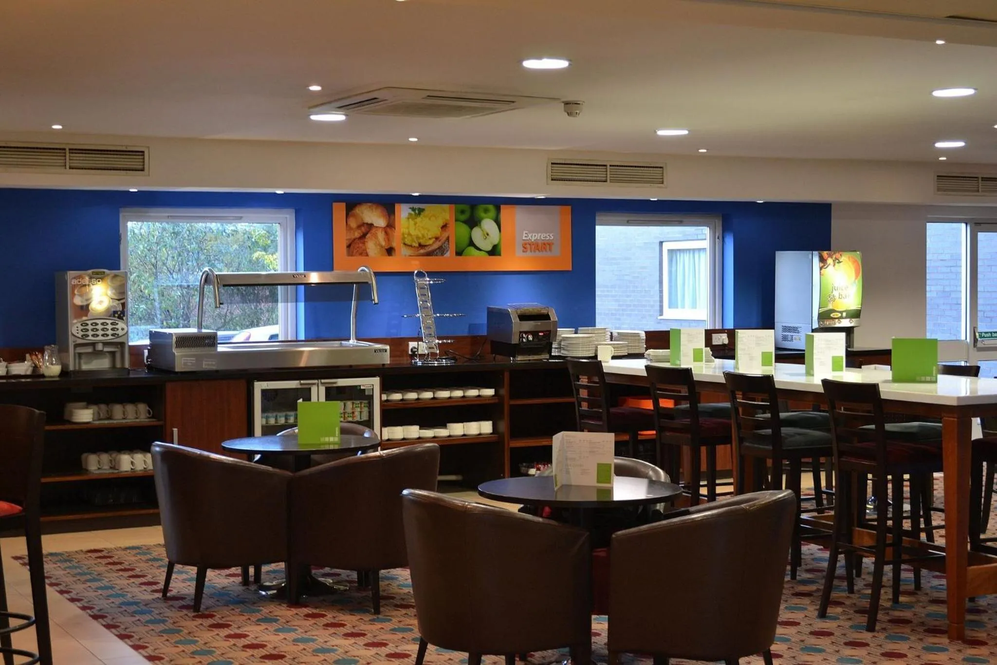 Restaurant/places to eat in Holiday Inn Express Shrewsbury by IHG