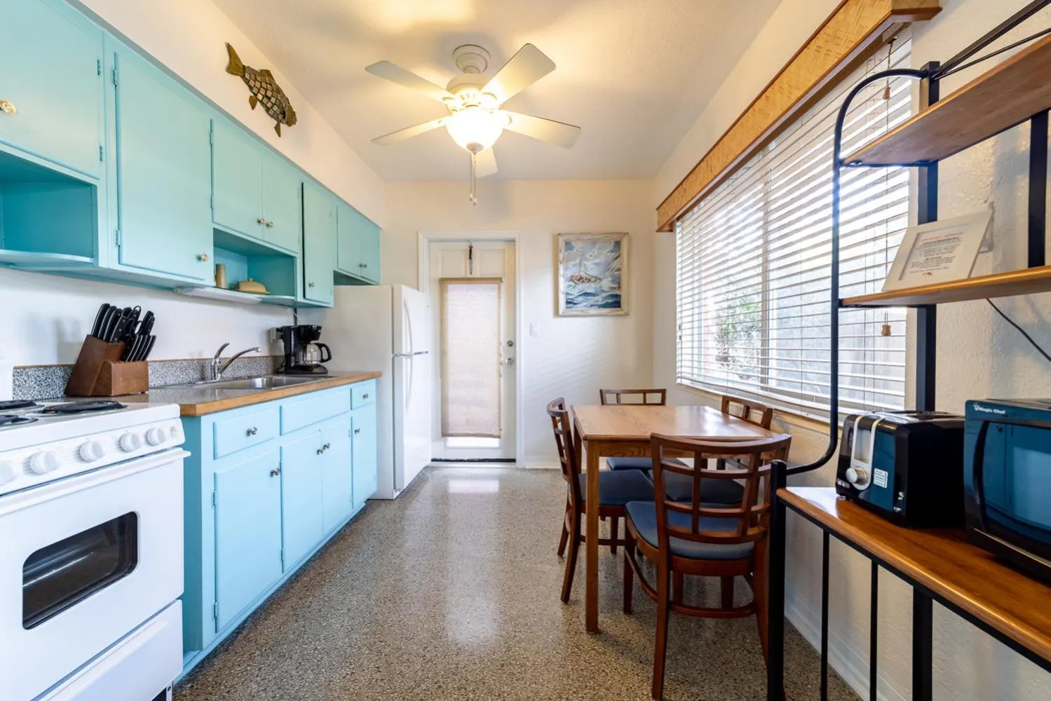 Coffee/tea facilities in The Desoto - Oceanview Inn