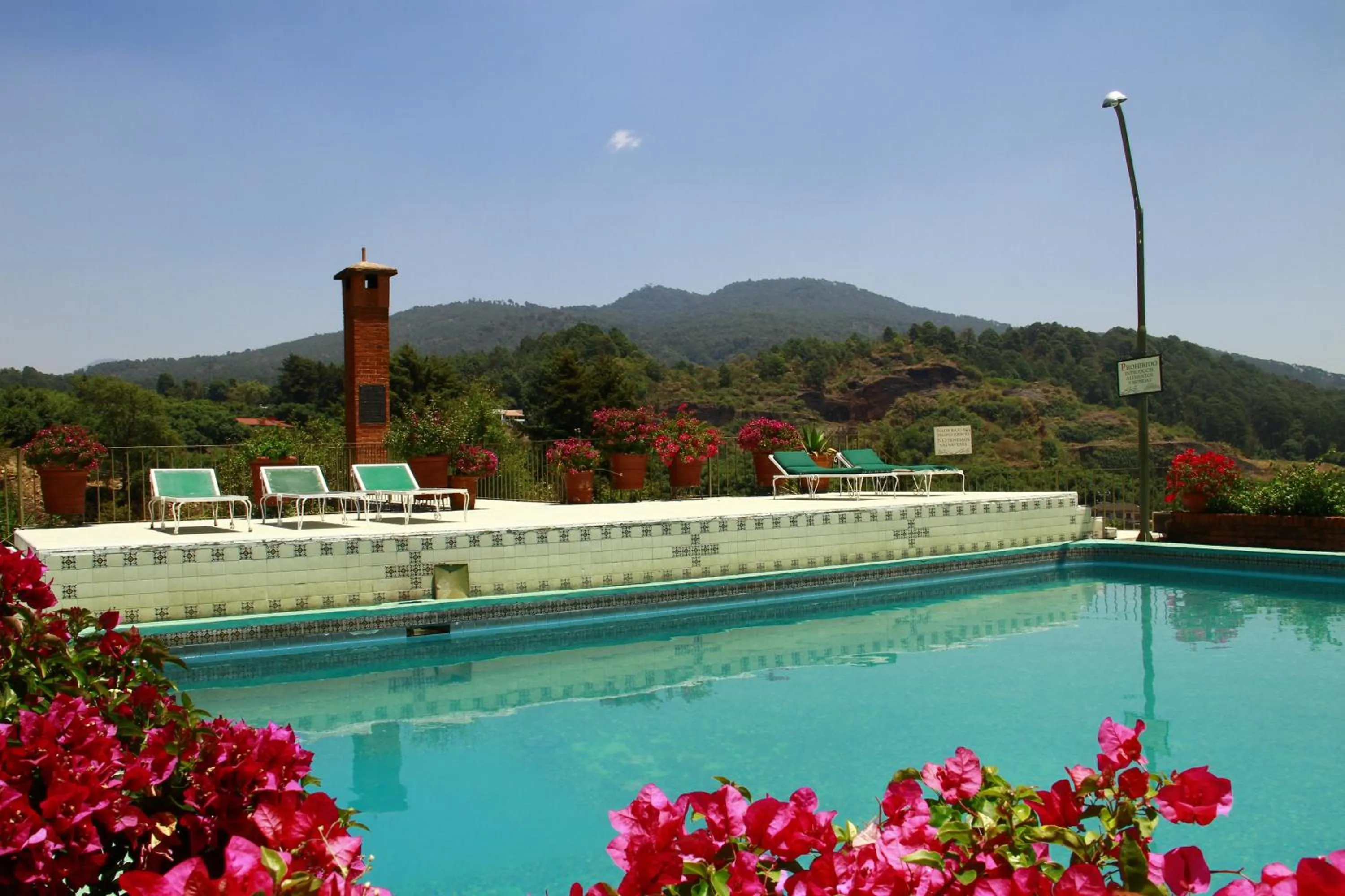 Swimming pool in Hotel Pie de la Sierra