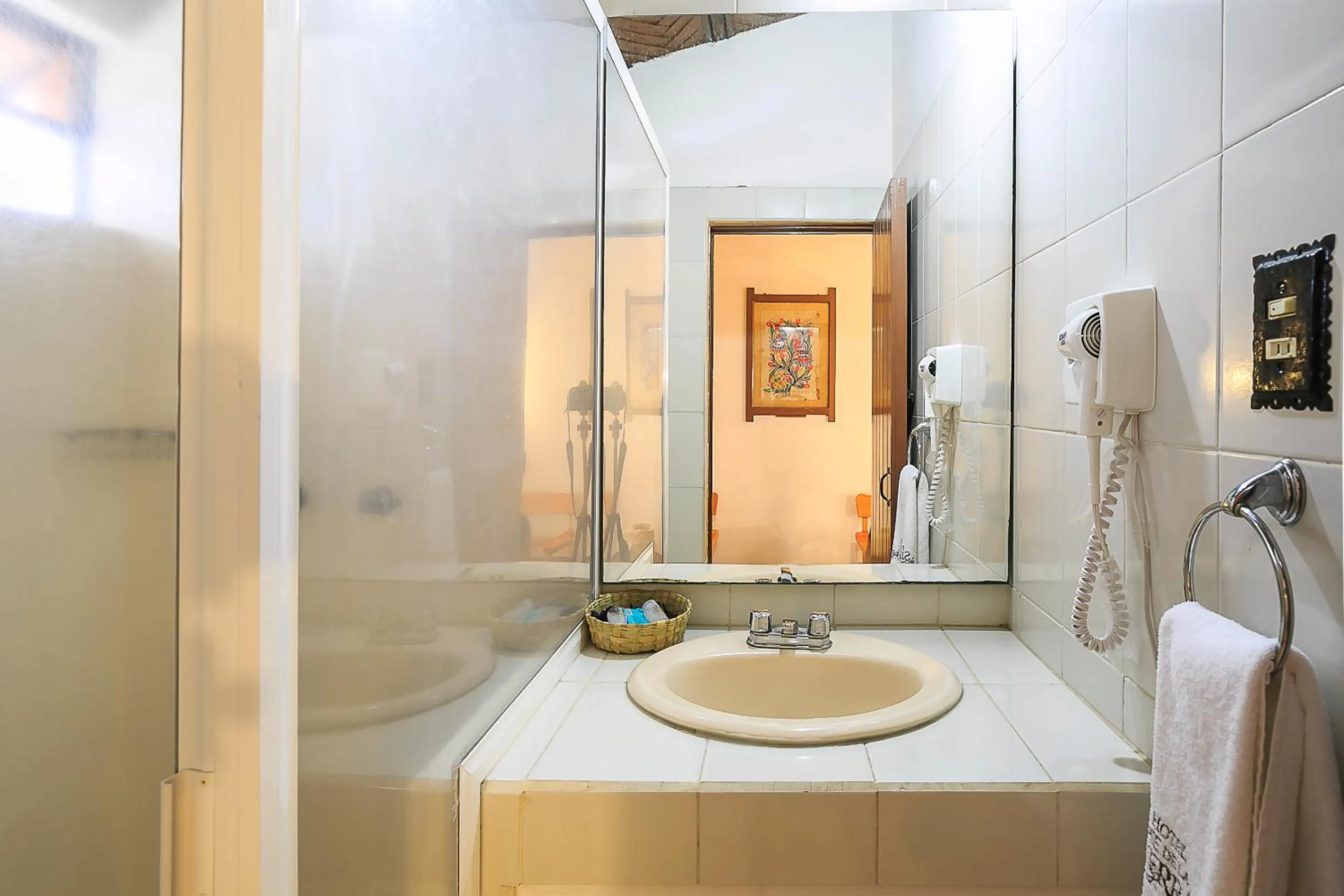 Bathroom in Hotel Pie de la Sierra