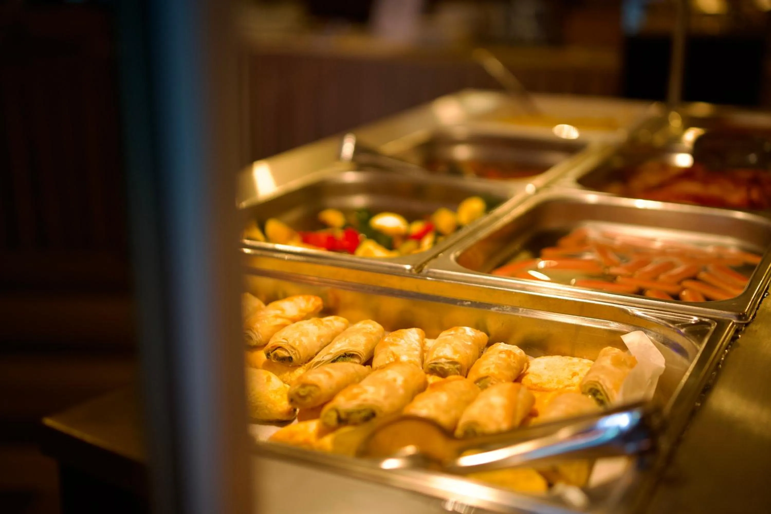 Restaurant/places to eat in Hotel Diplomat