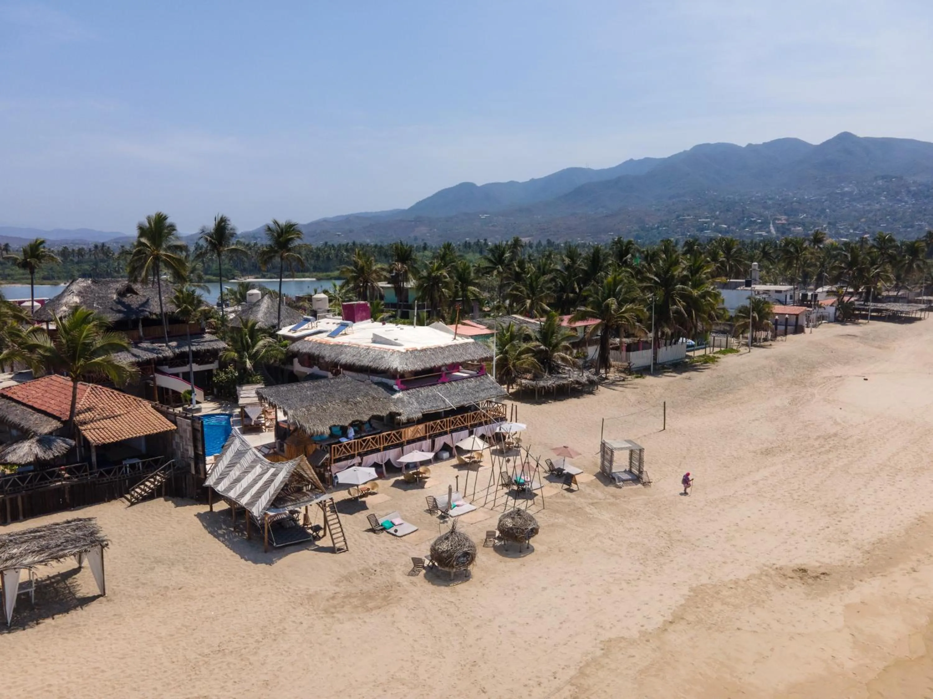 Property building in Baxar