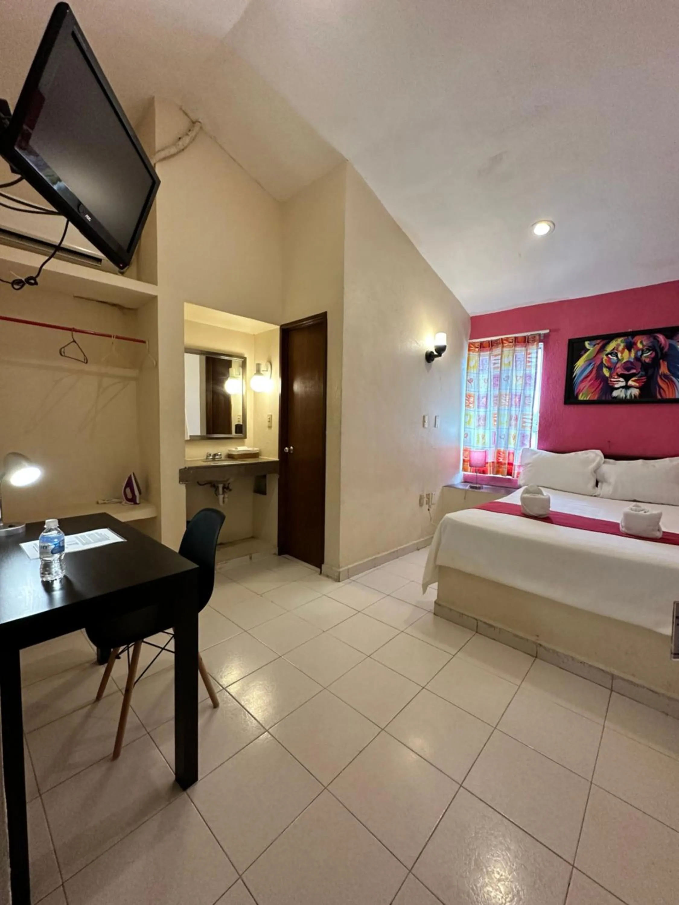 Photo of the whole room, Bed in Hotel Barranquilla