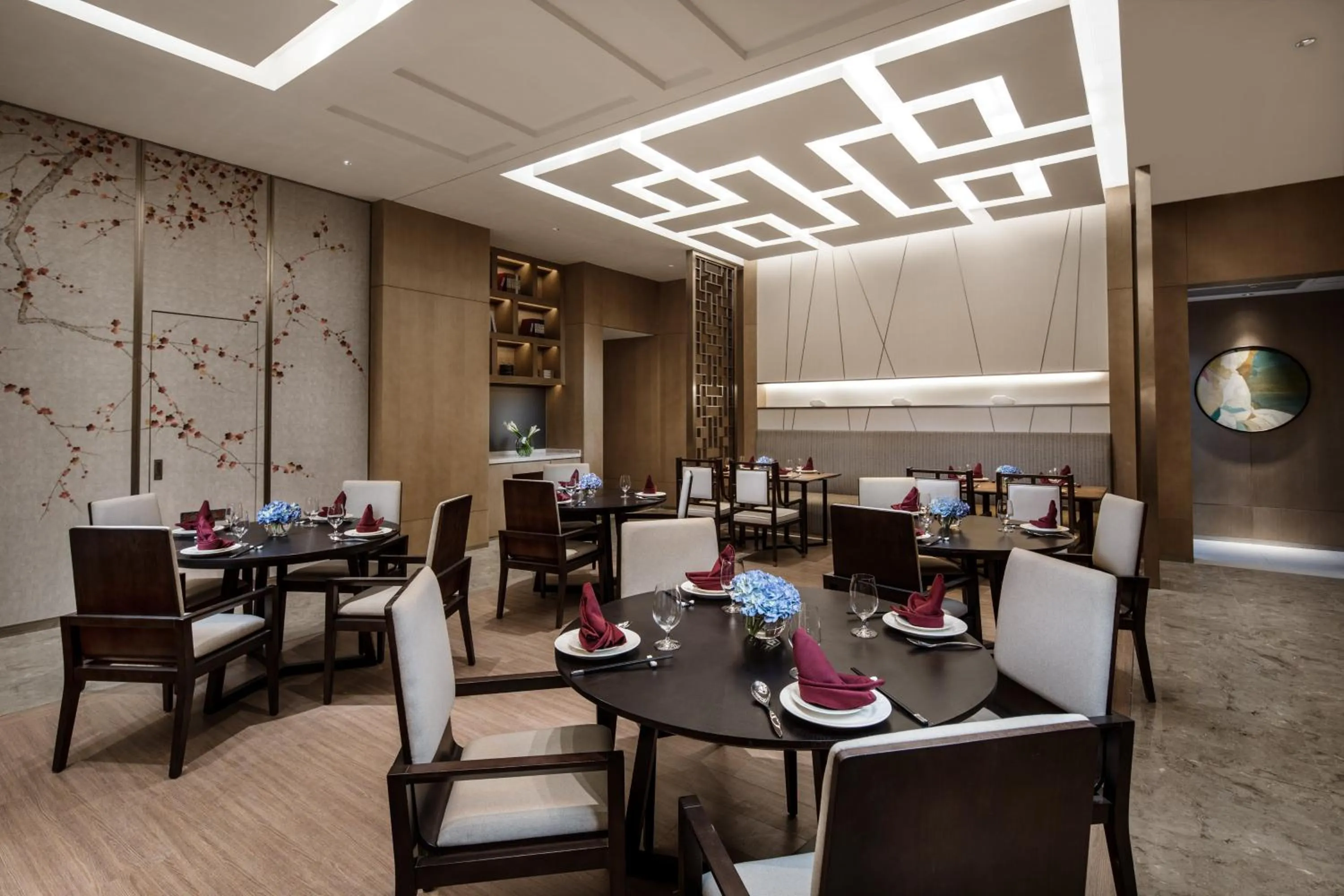 Restaurant/places to eat in Holiday Inn Nanjing Harbour by IHG