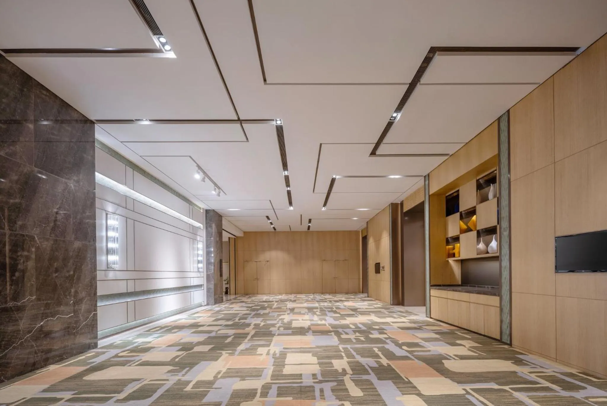 Meeting/conference room in Holiday Inn Nanjing Harbour by IHG