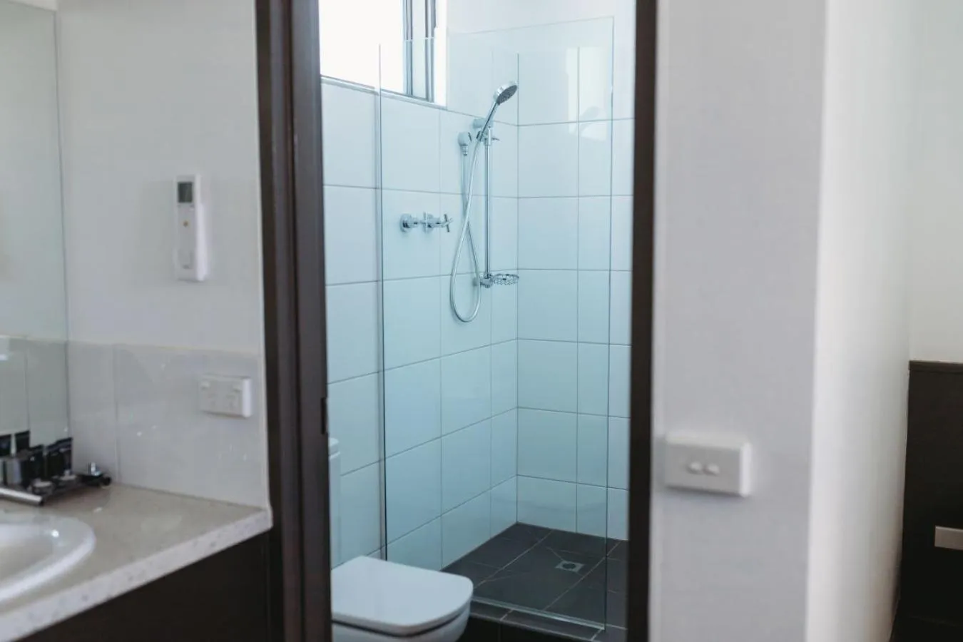 Shower in Echuca Nirebo Motel