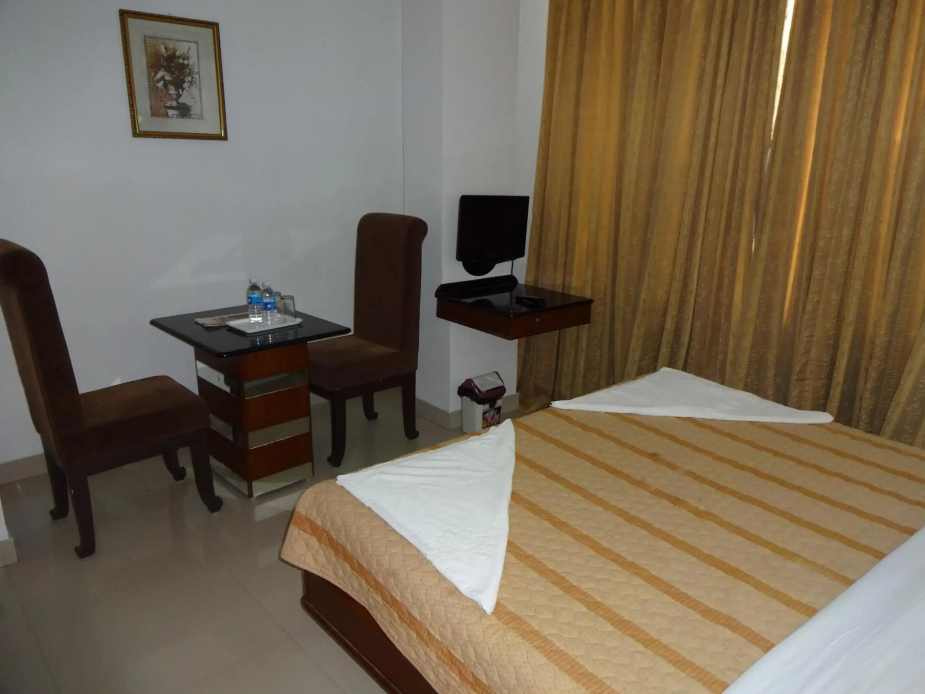 Executive Double Room in Lotus Comfort - A Pondy Hotel Executive Double Room in Lotus Comfort - A Pondy Hotel