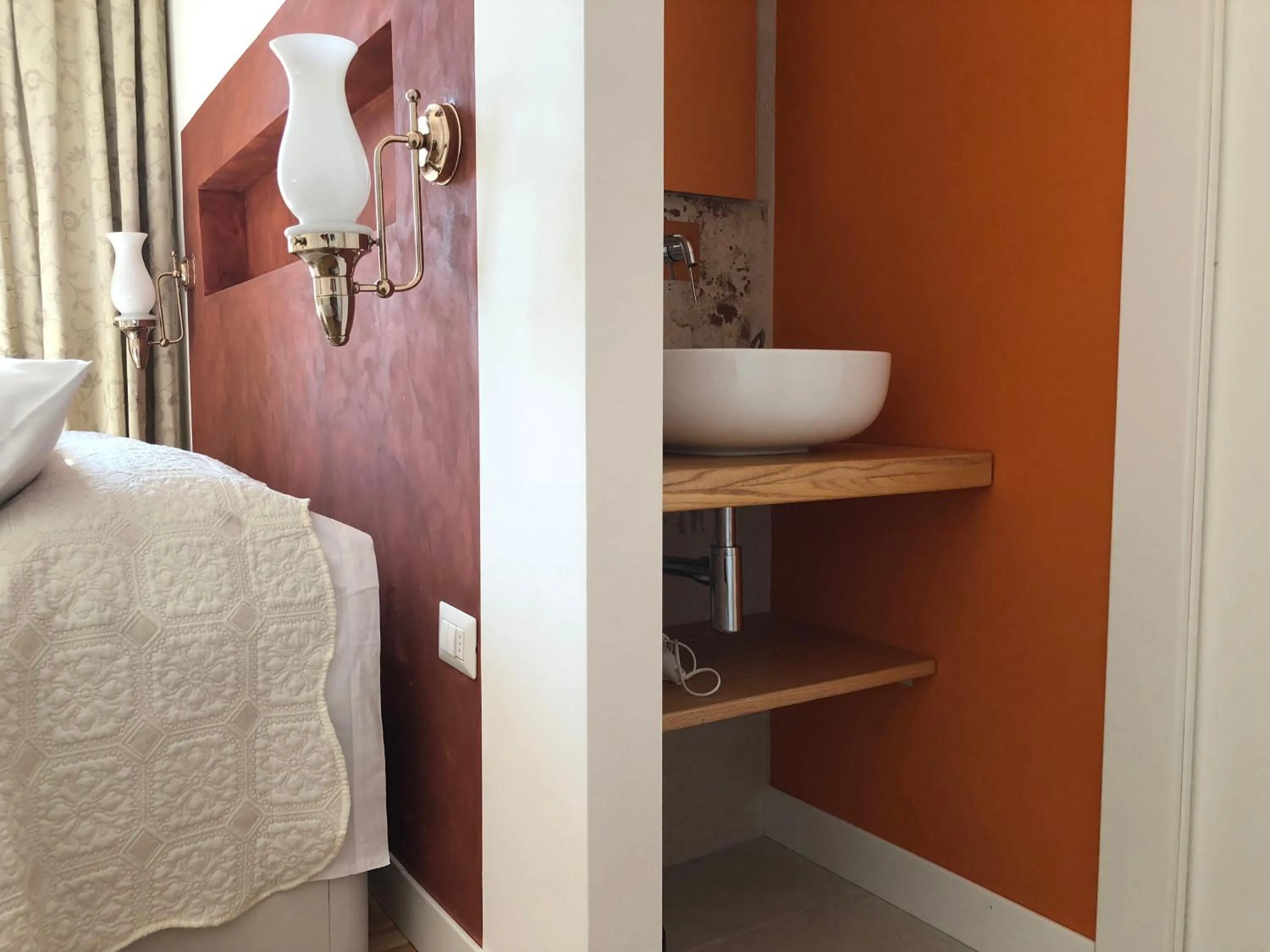 Bathroom, Bed in B&B Dimor'à