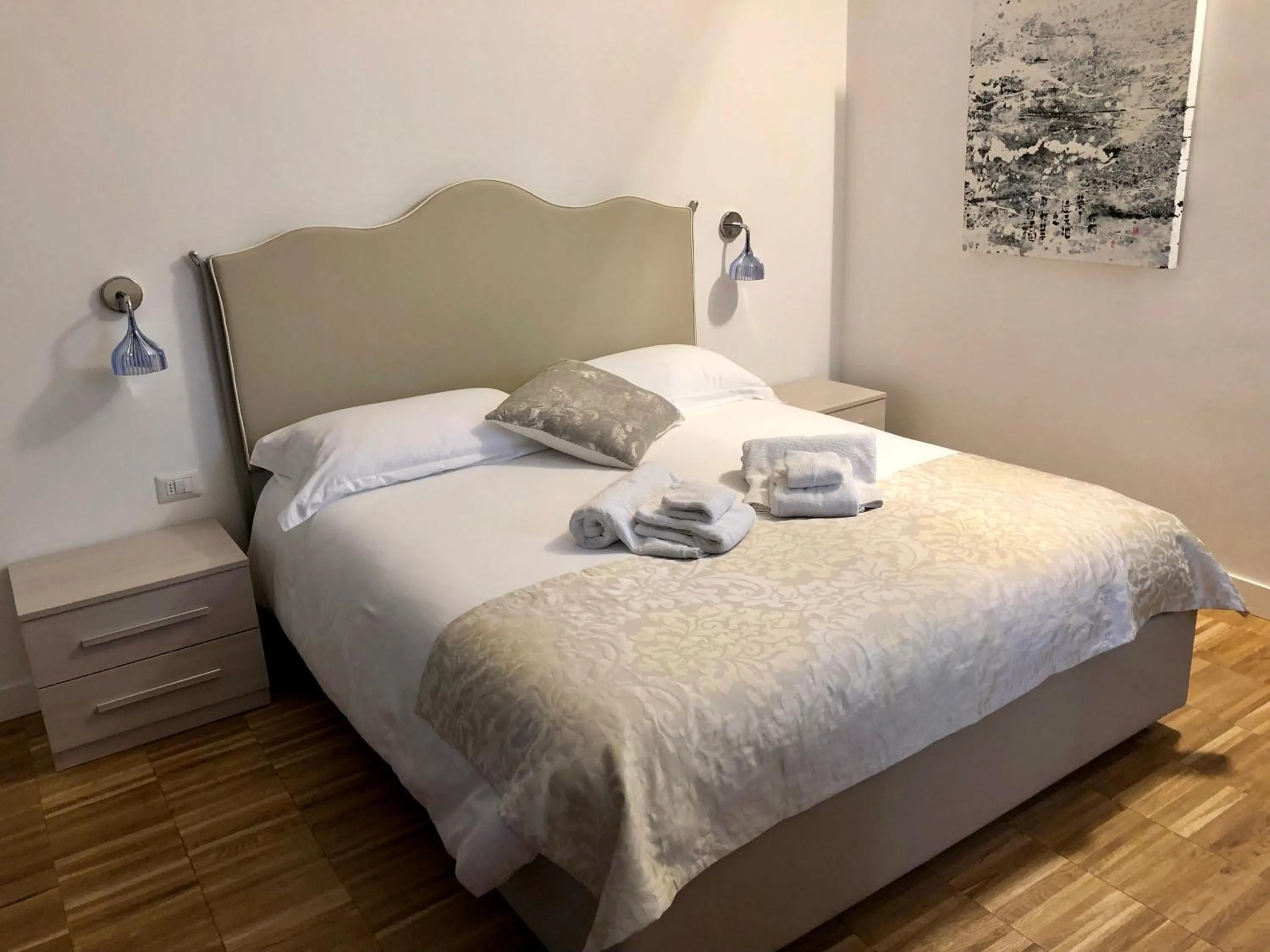 Photo of the whole room, Bed in B&B Dimor'à