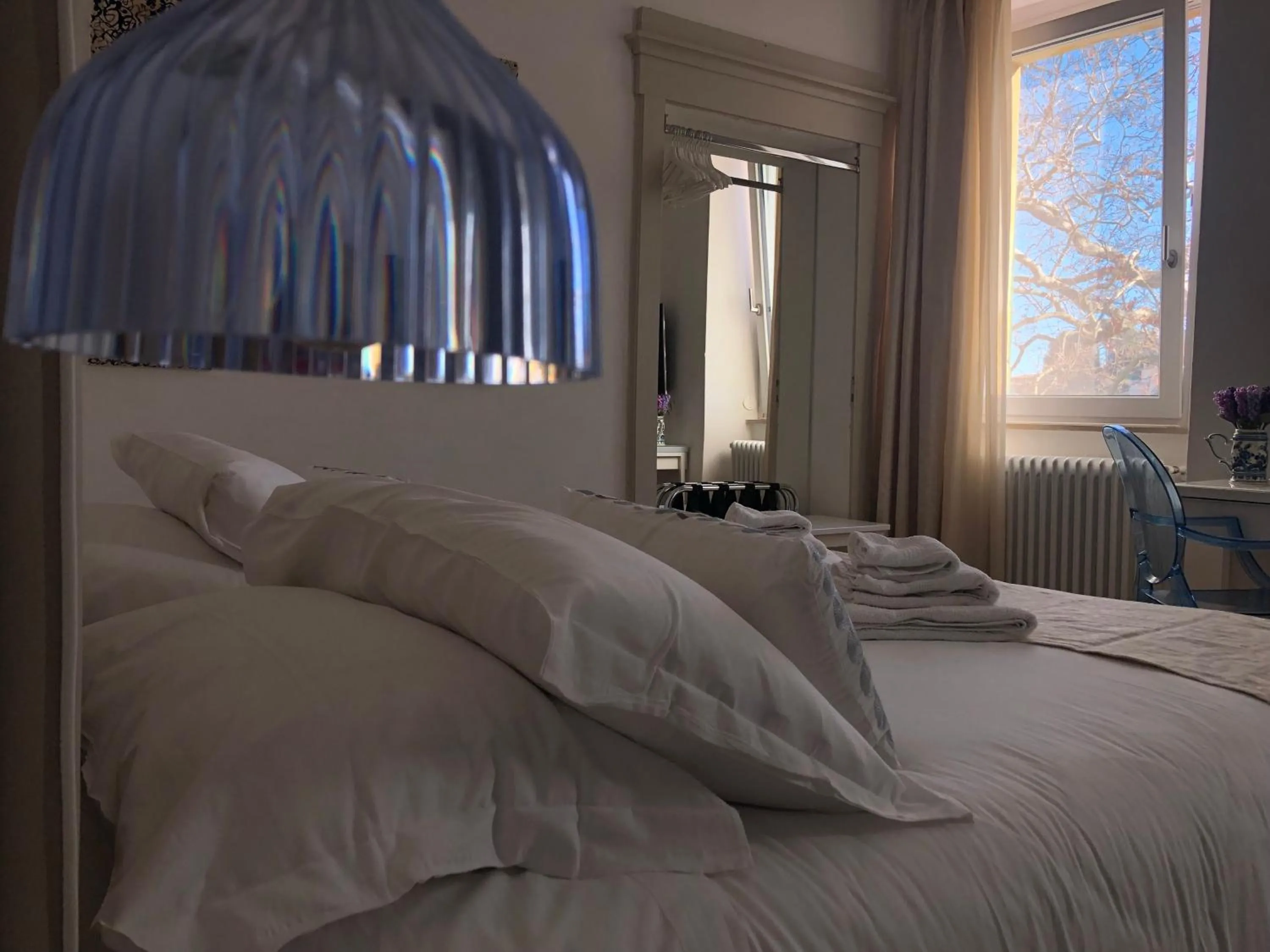 Photo of the whole room, Bed in B&B Dimor'à