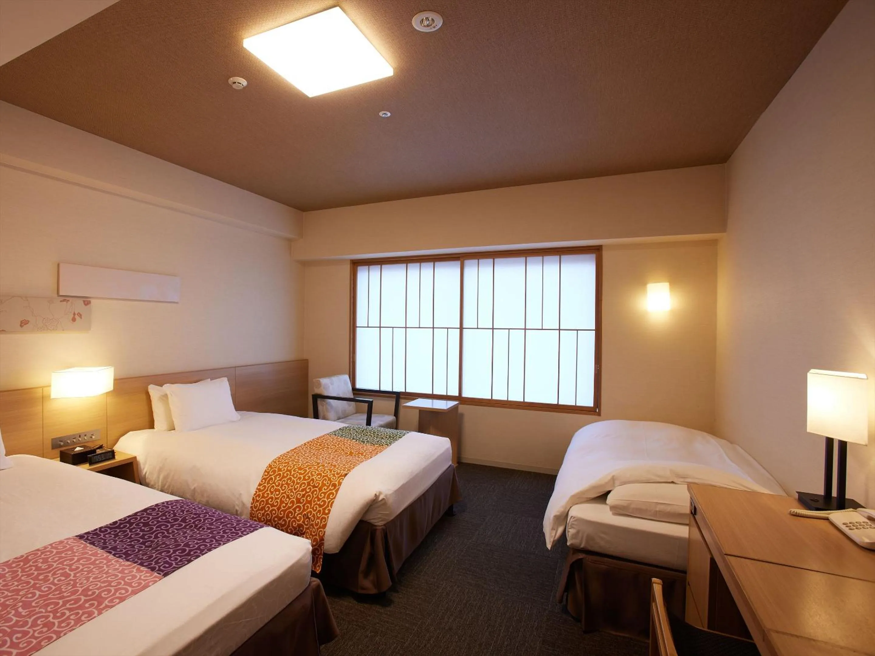 Photo of the whole room, Bed in Kyoto Hot Spring Hatoya Zuihokaku Hotel