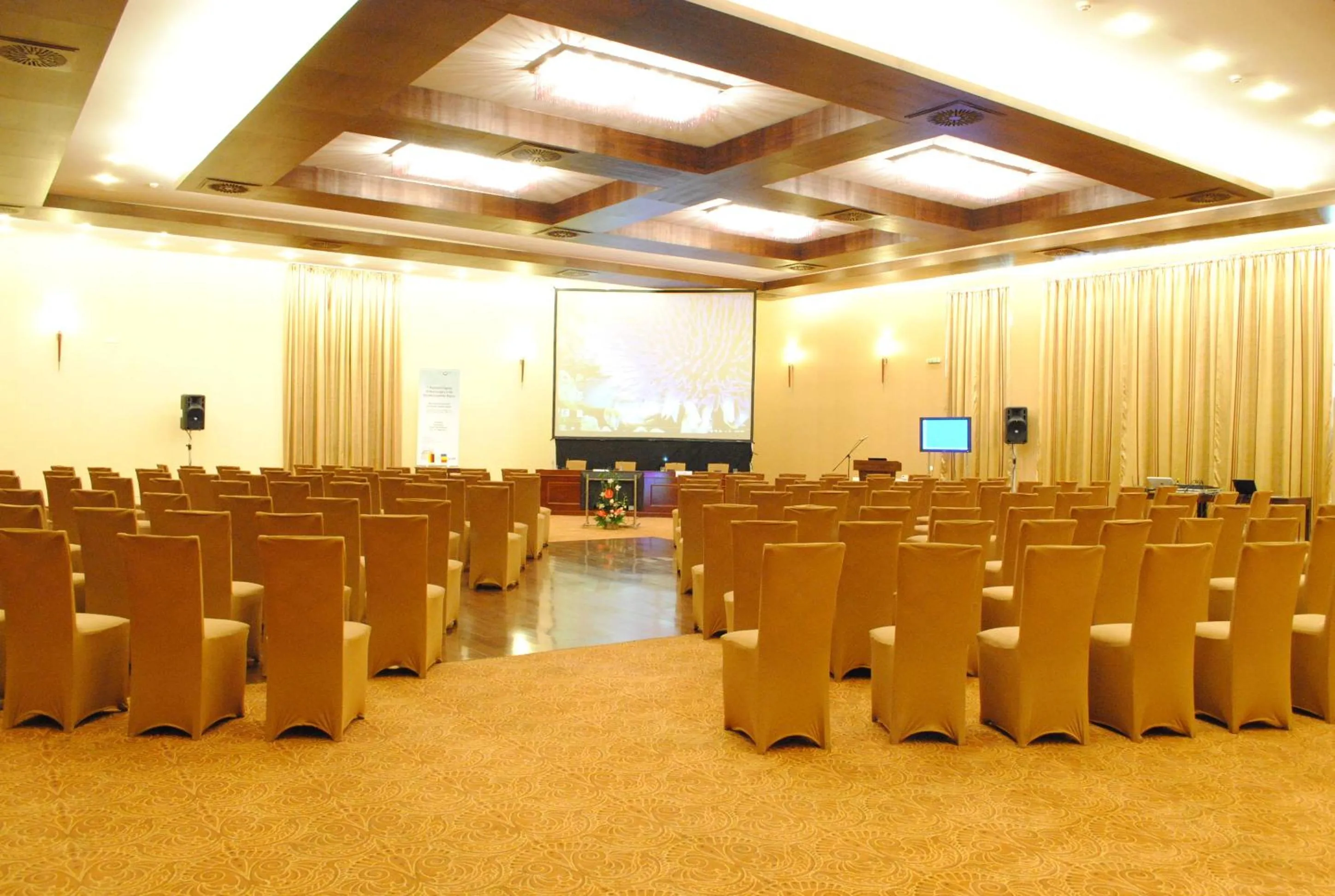 Business facilities in Grand Hotel Napoca