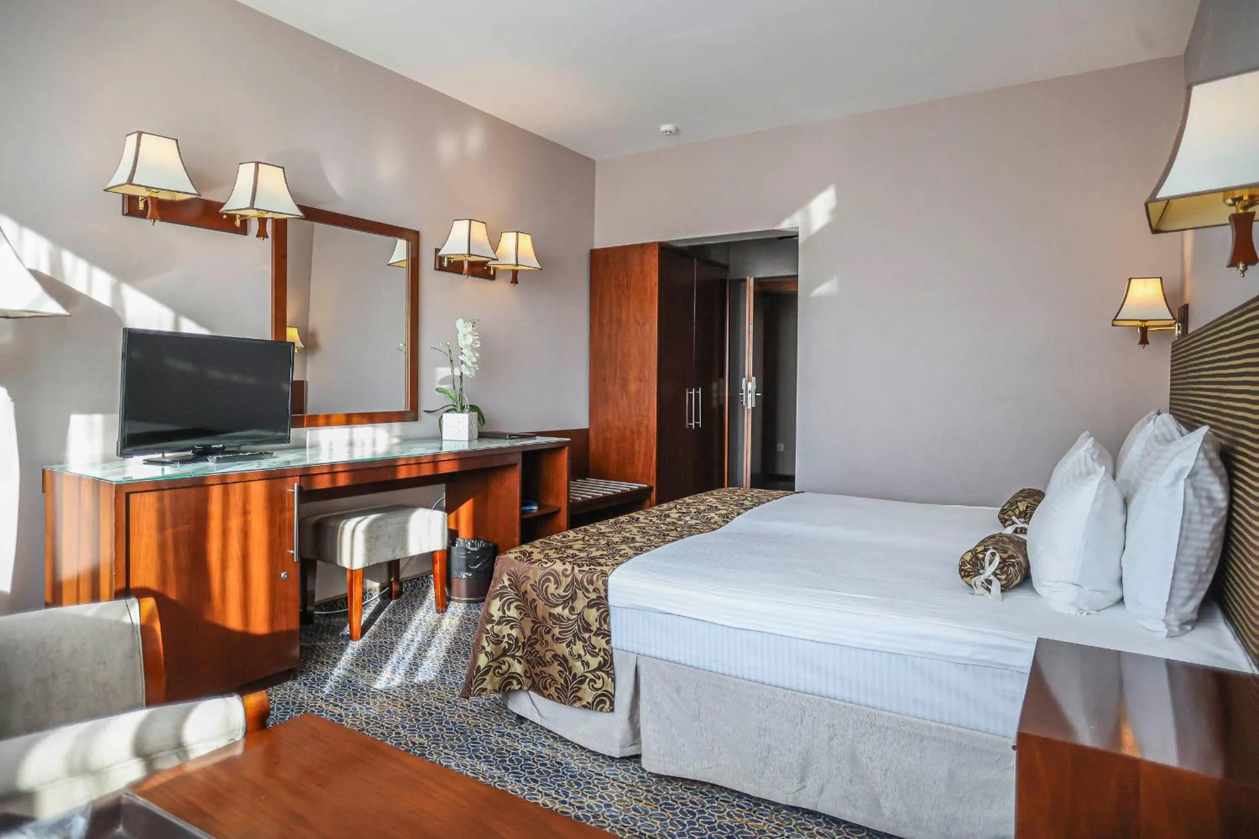 Bed in Grand Hotel Napoca