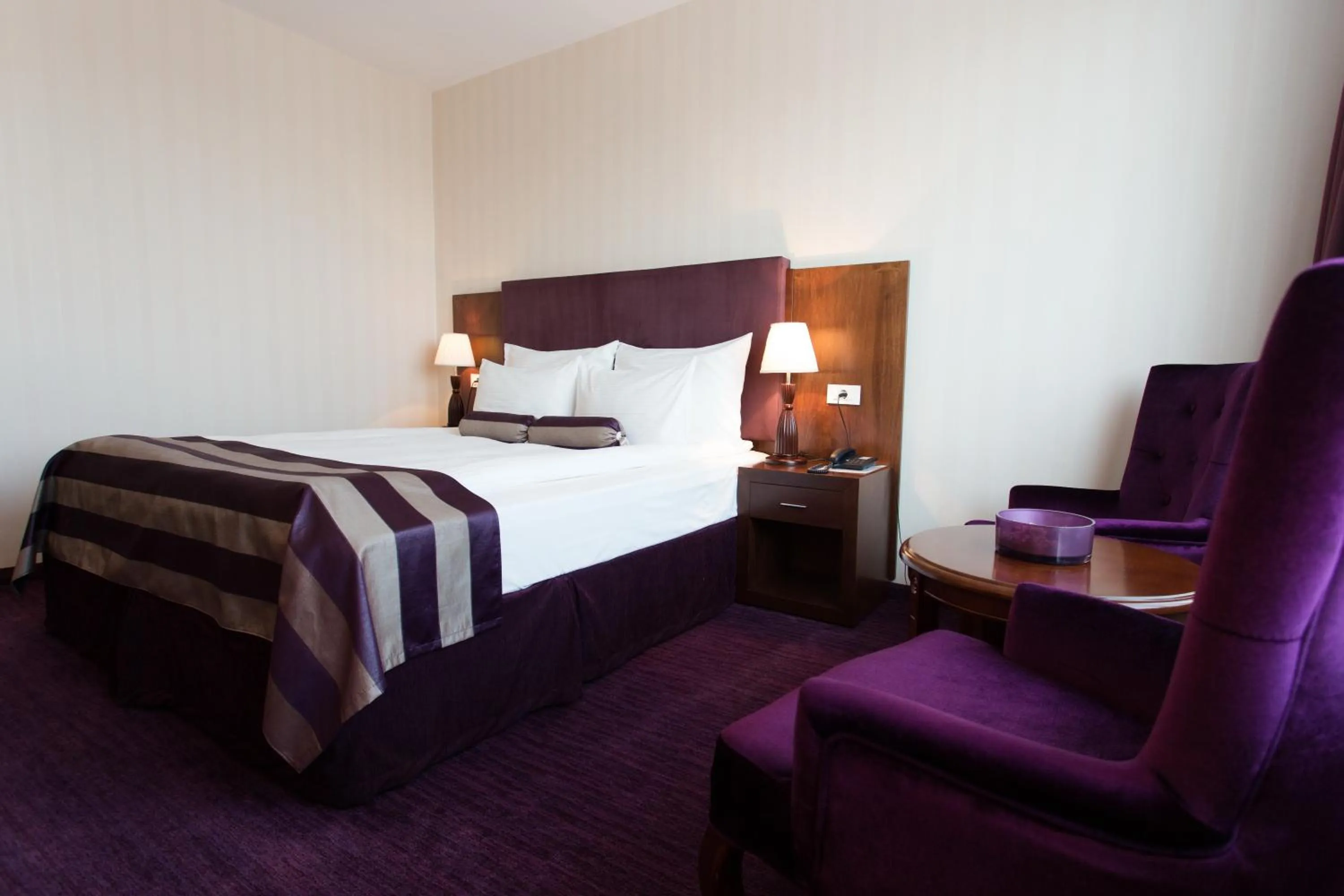 Photo of the whole room, Bed in Grand Hotel Napoca