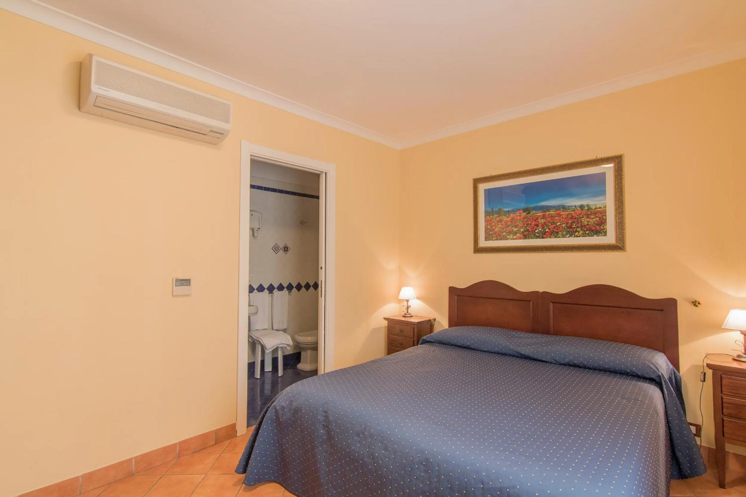 Bedroom, Bed in Apollo B&B