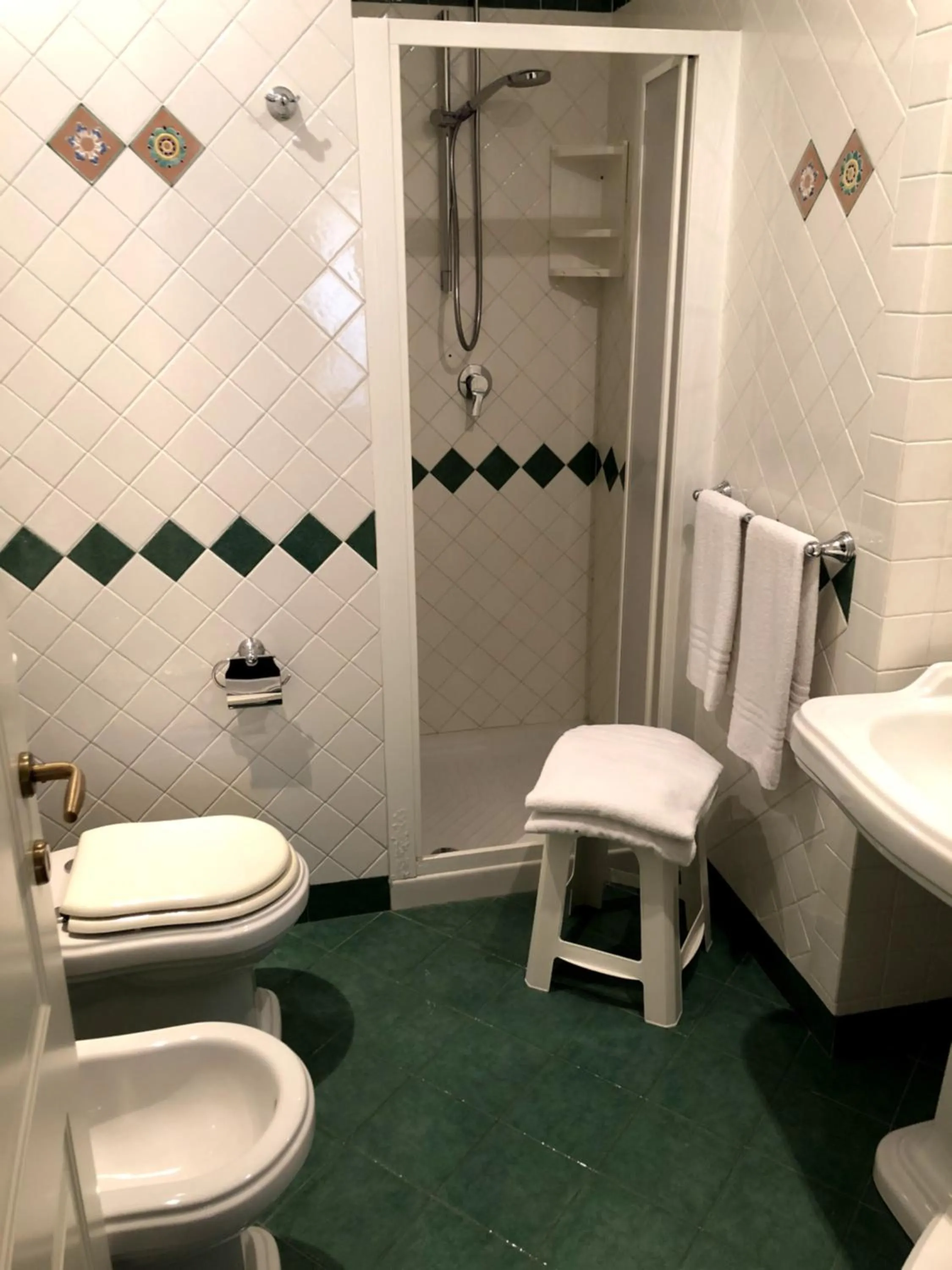 Shower in Apollo B&B