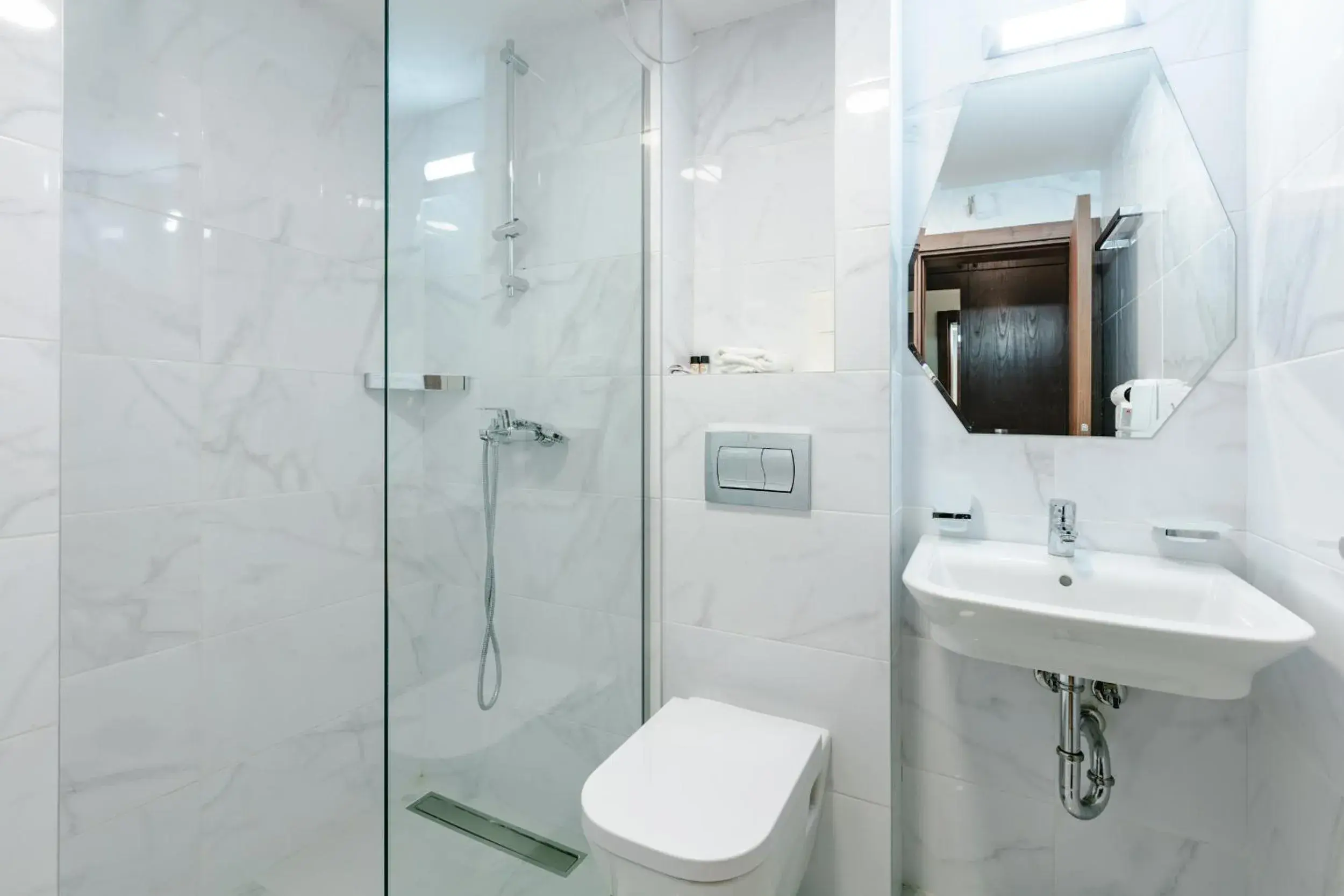 Double or Twin Room - single occupancy in Hotel Pela Double or Twin Room - single occupancy in Hotel Pela