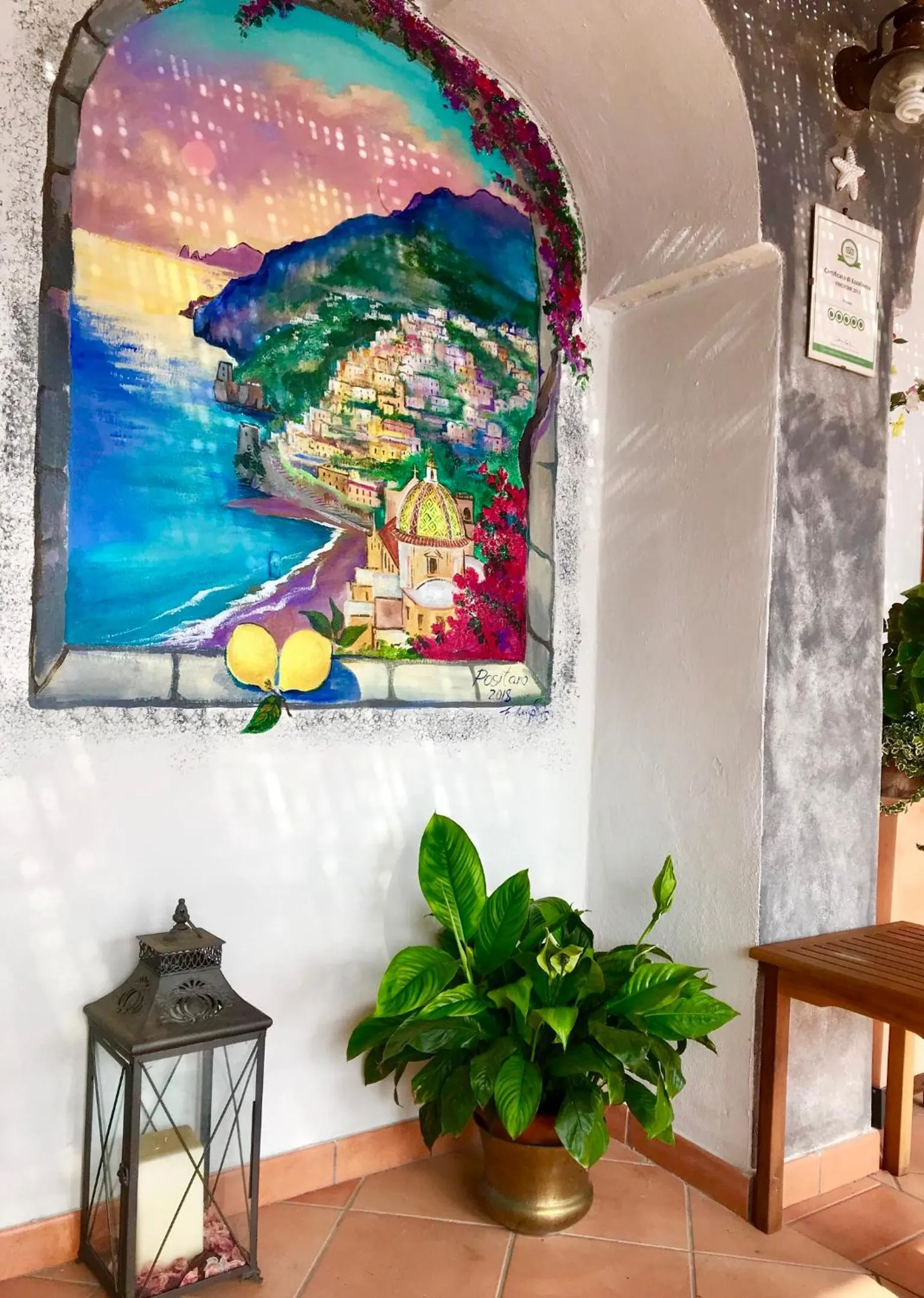 Decorative detail in B&B Il Pavone