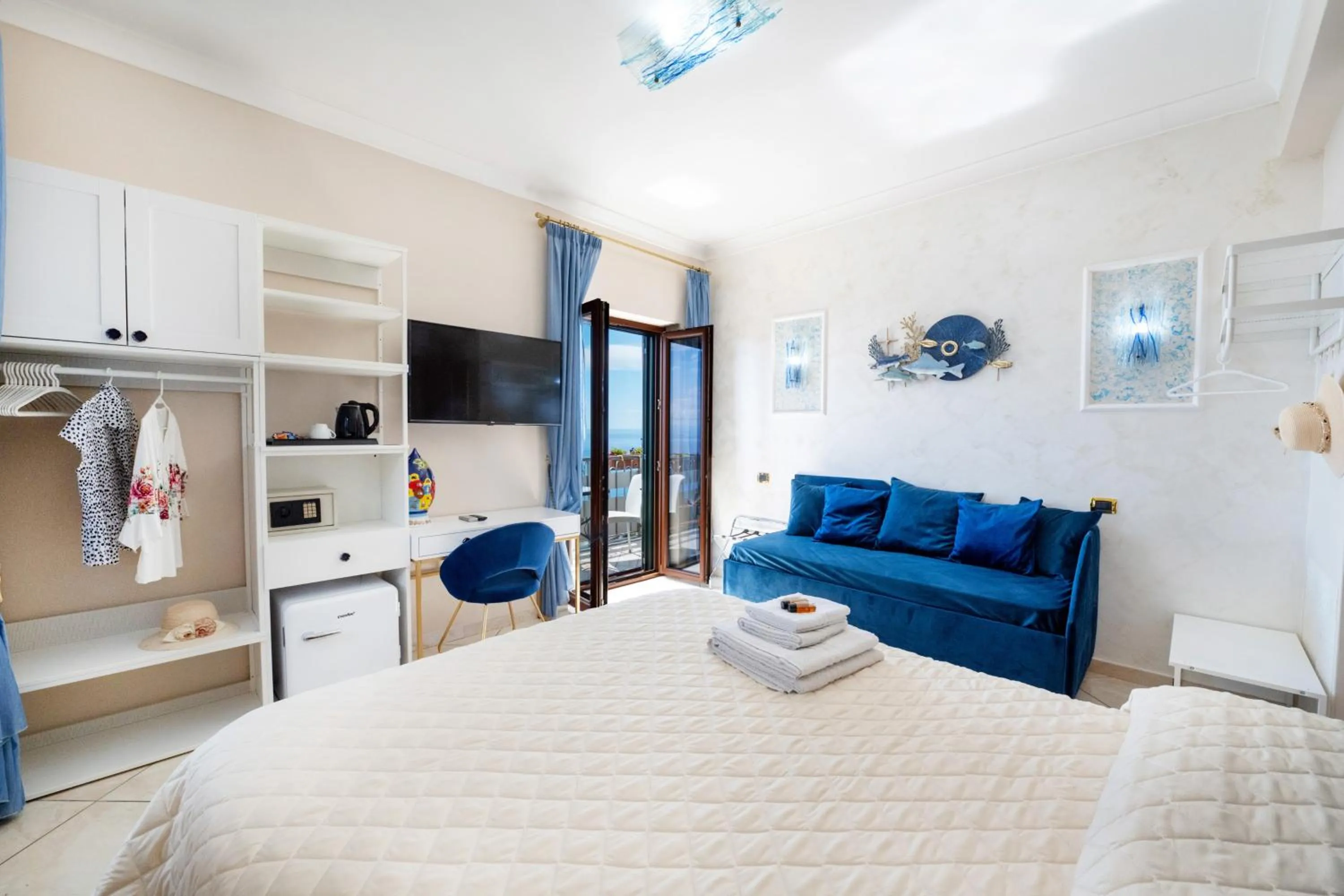 Bed in B&B Il Pavone