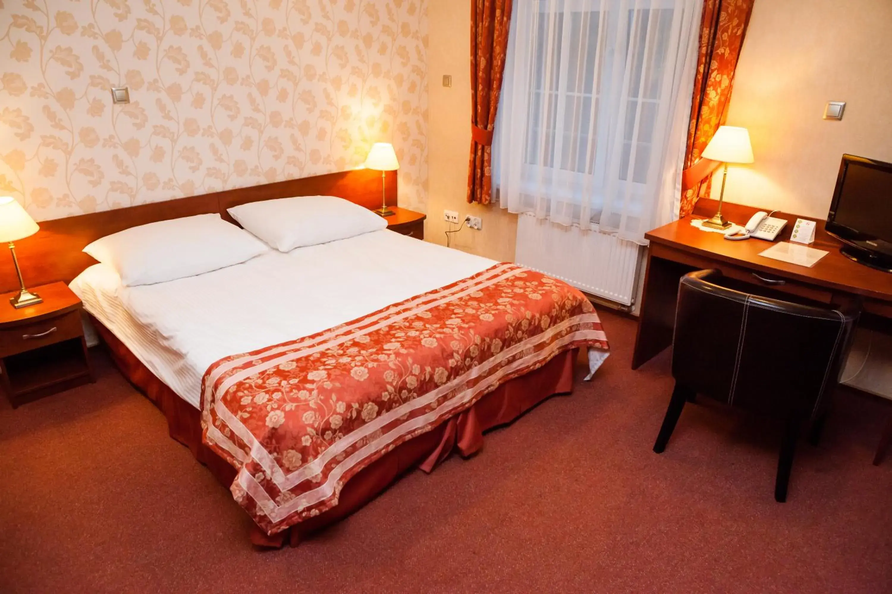 Superior Double Room in Hotel Logos Superior Double Room in Hotel Logos