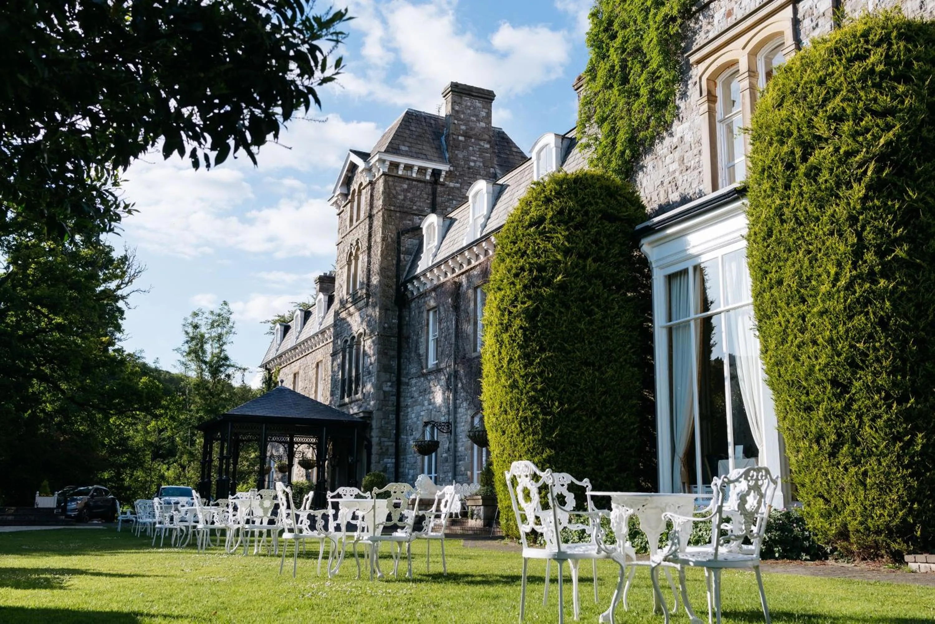 Property building in Grange Hotel