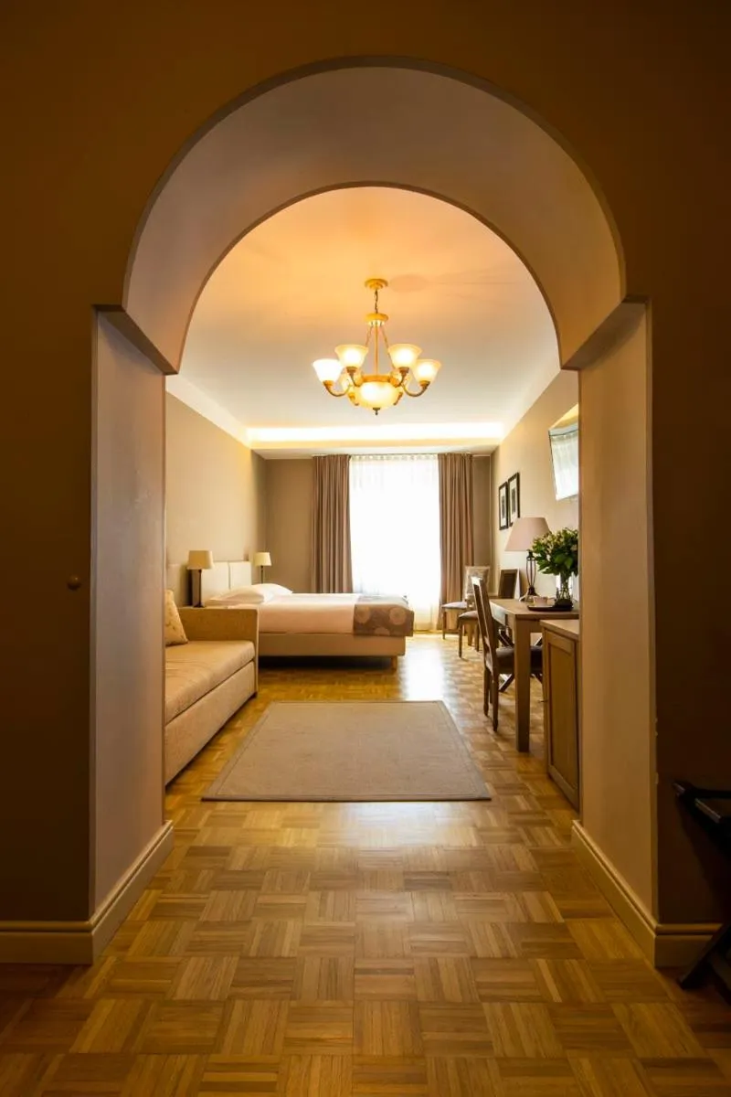 Bed in Hotel Slamič Ljubljana